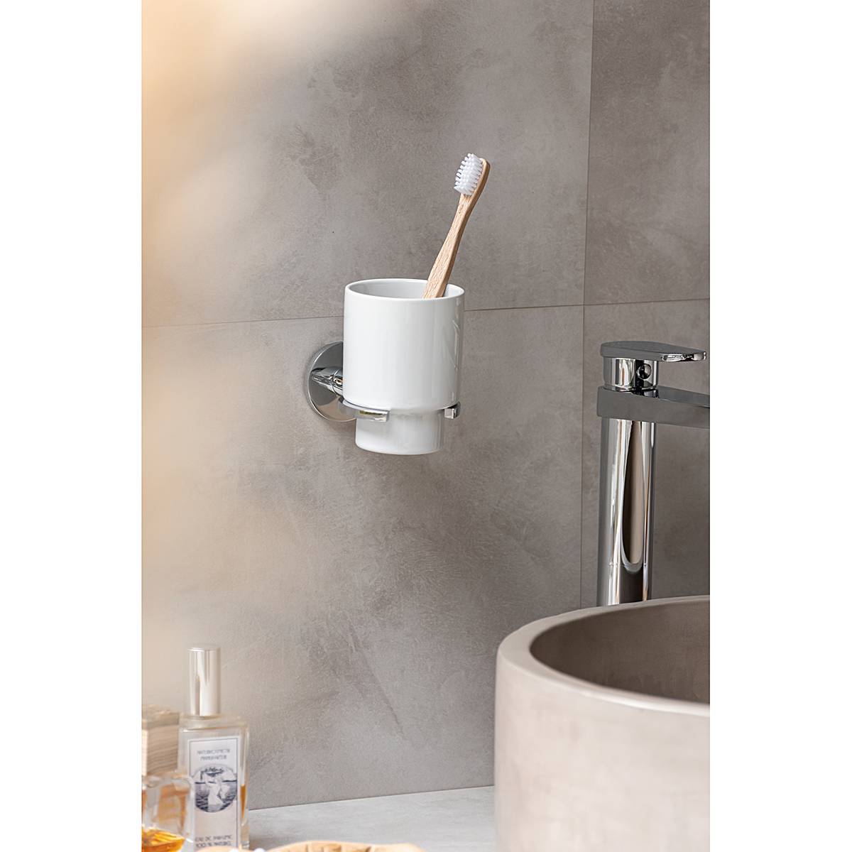 Isera Toothbrush tumbler holder Zinc die-cast Ceramic Chrome White