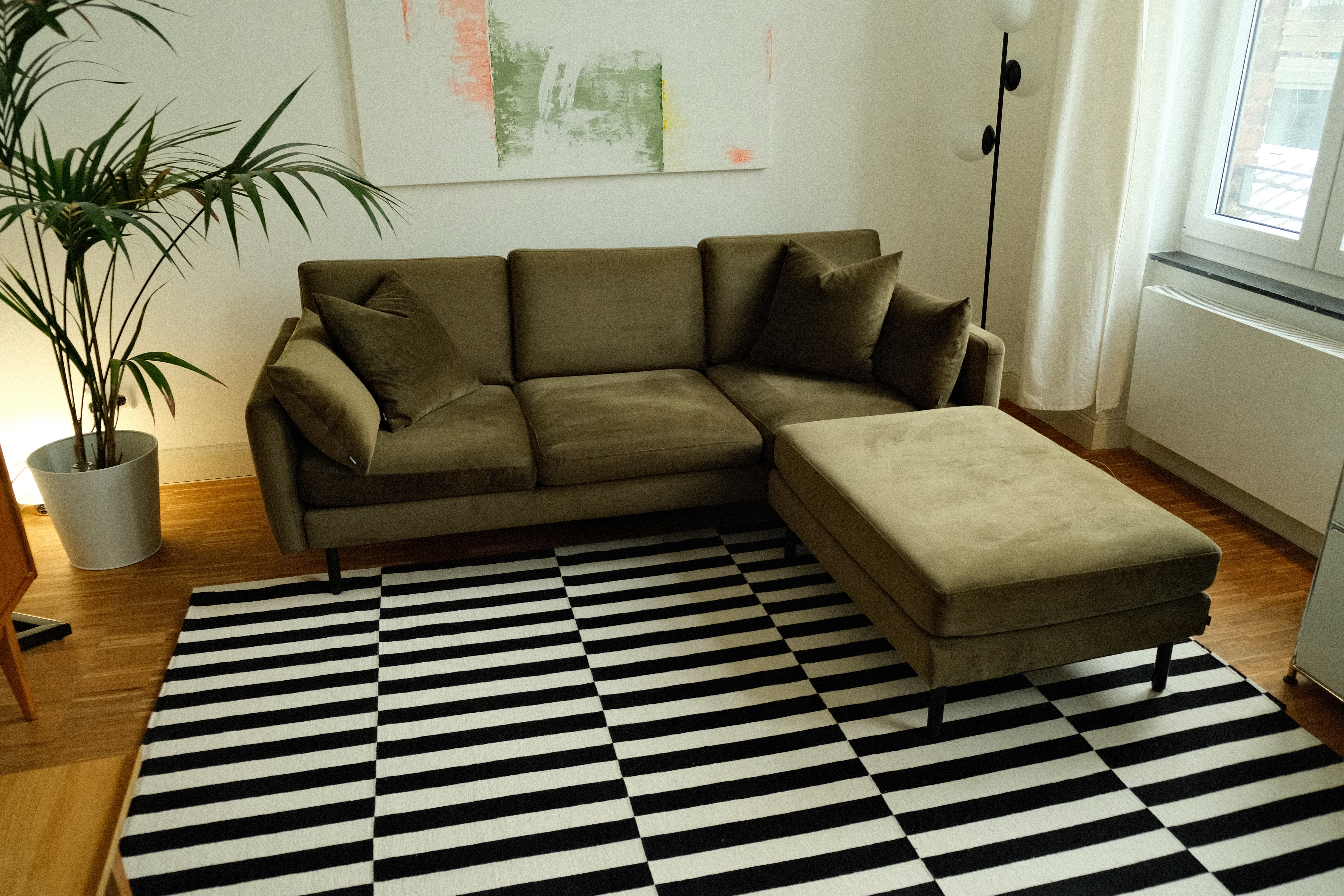 3-seater Scandinavia sofa and ottoman velvet dark green