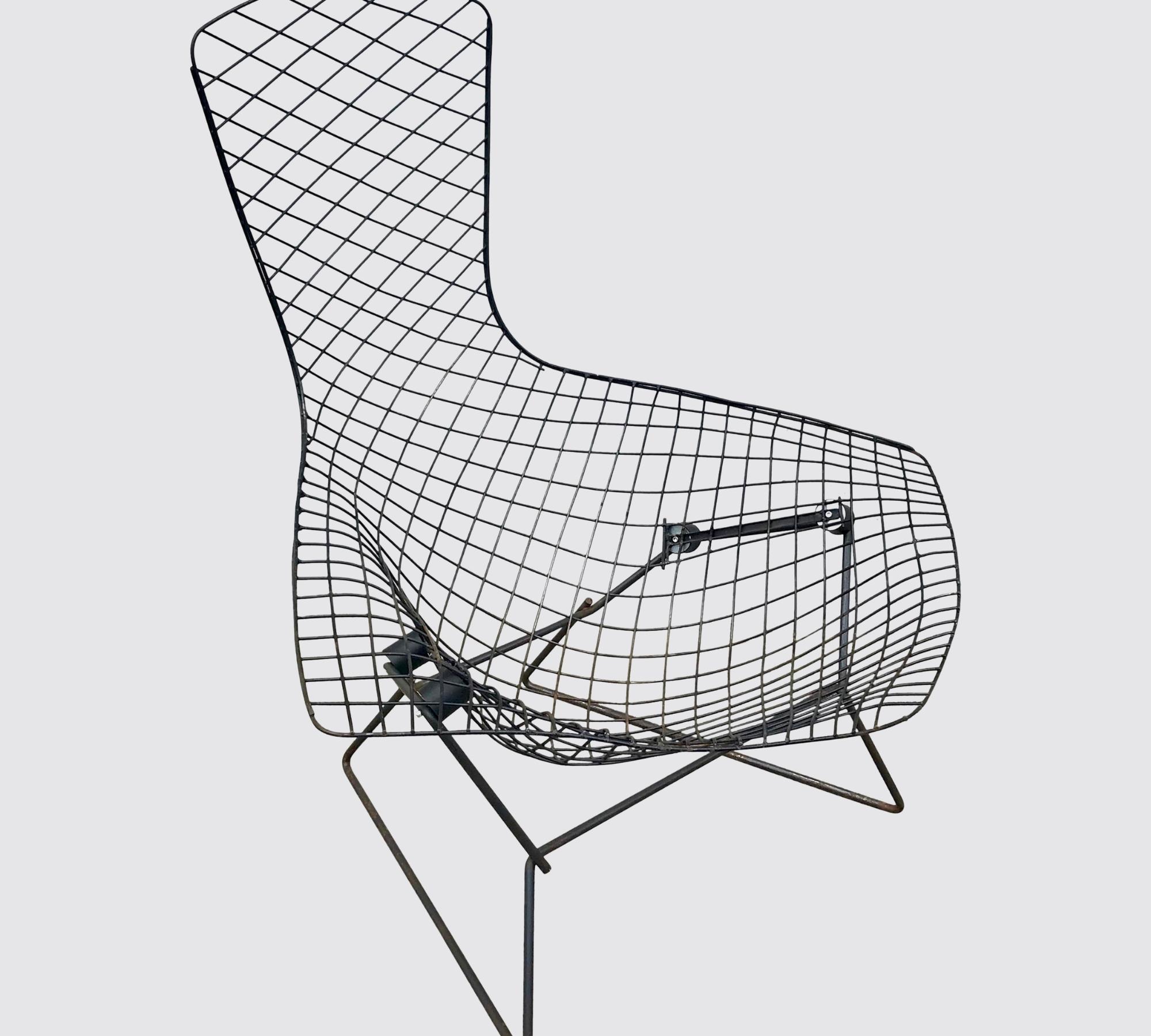 Bertoia Bird Chair Schwarzes Gestell