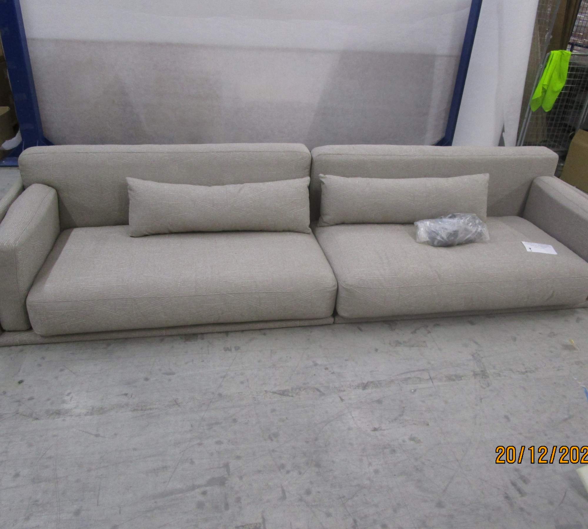Harvey Sofa 4-Sitzer Bond Taupe