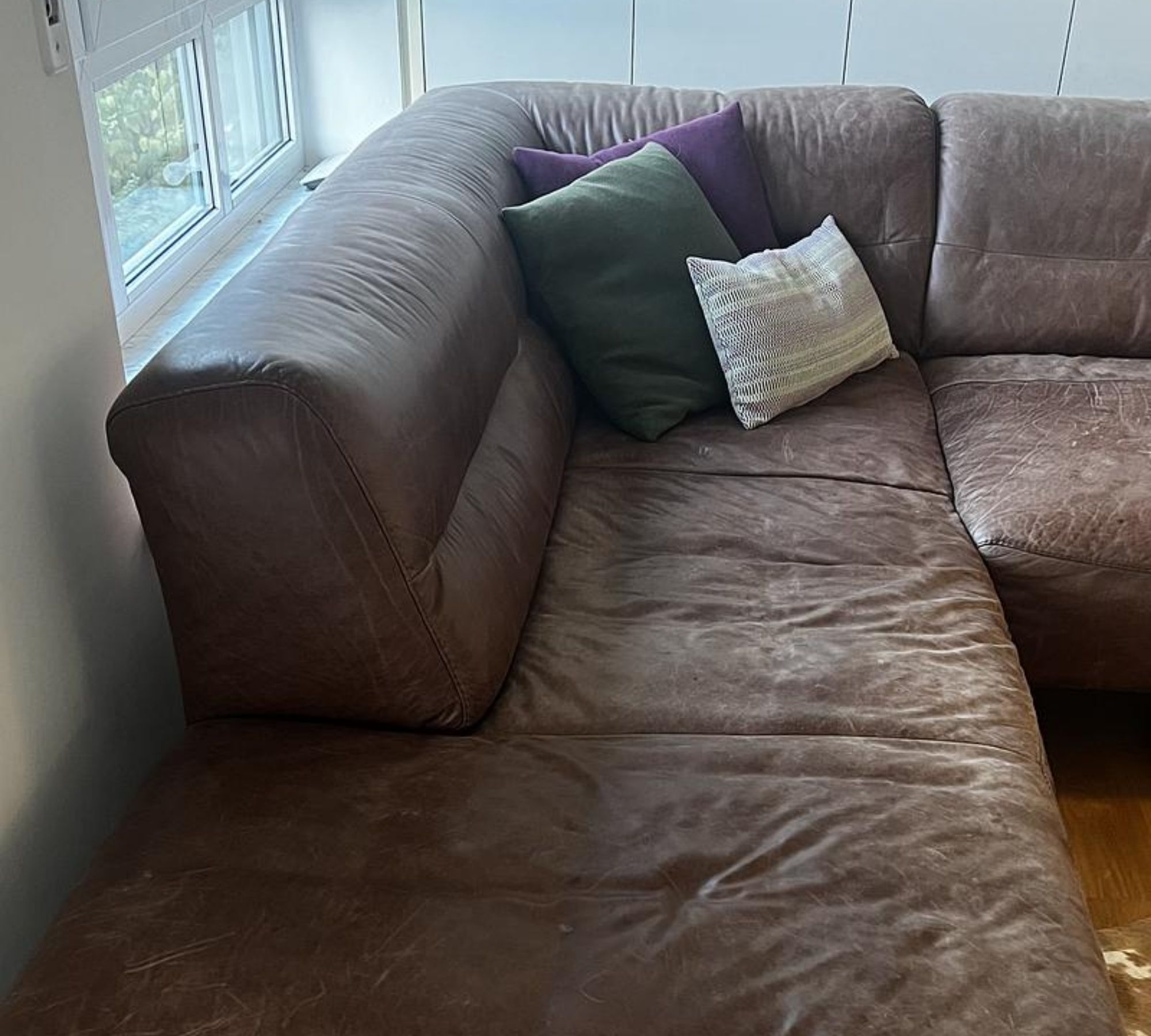 Alessiio Corner Sofa Leather Brown