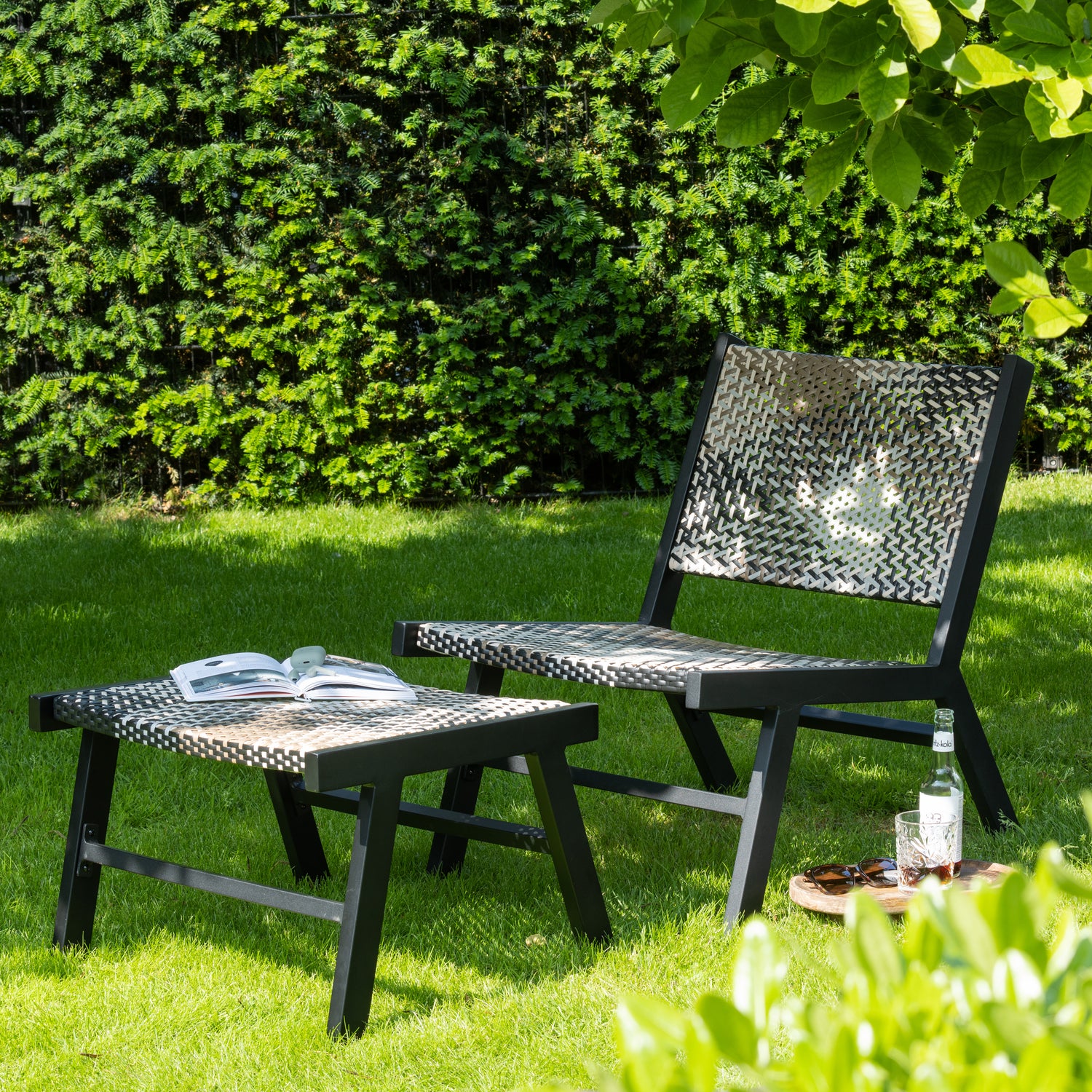 Pom Hocker Aluminium Mehrfarbig