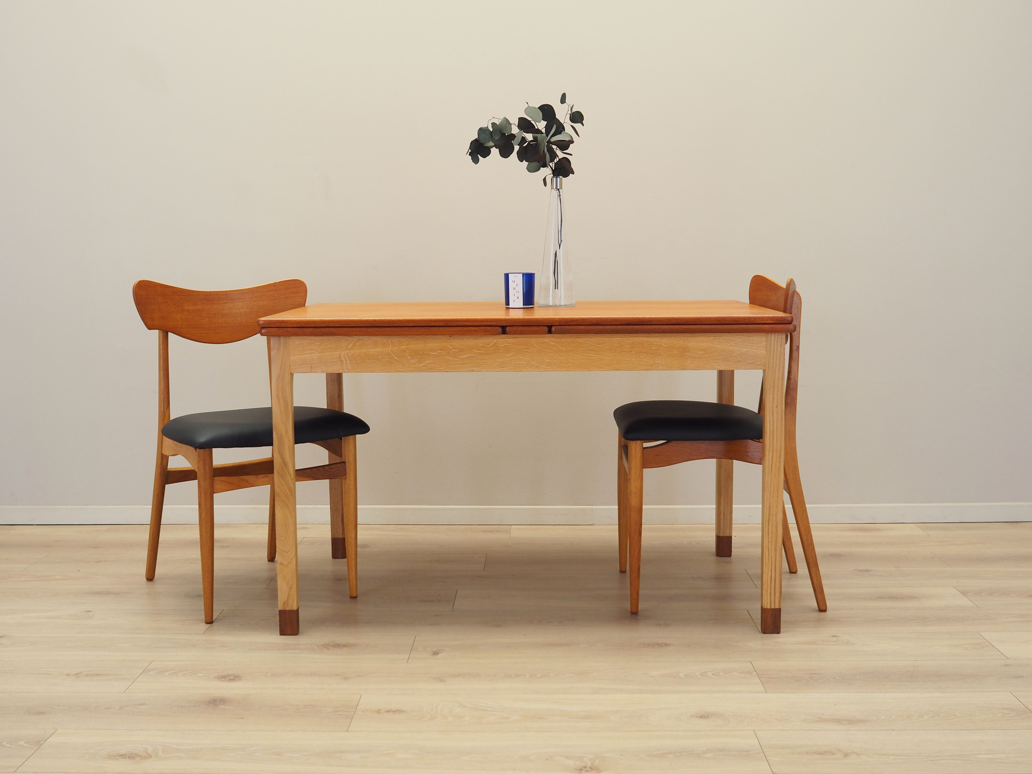 Extendable table, Danish Design, 1970s, Manufacturer: SKM