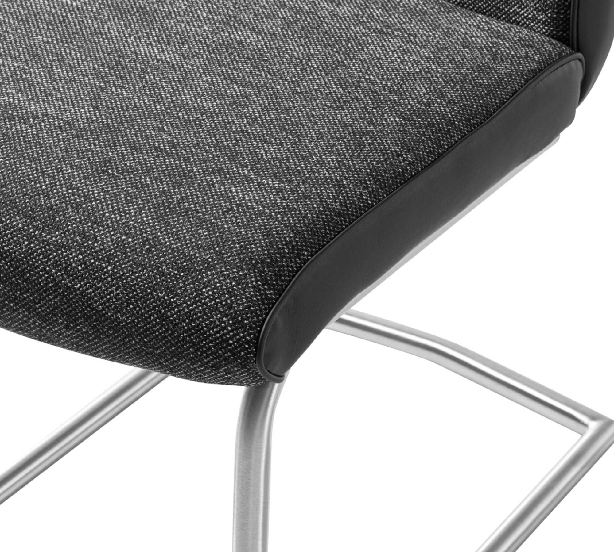 2x Freischwinger Strukturstoff Edelstahl Schwarz
