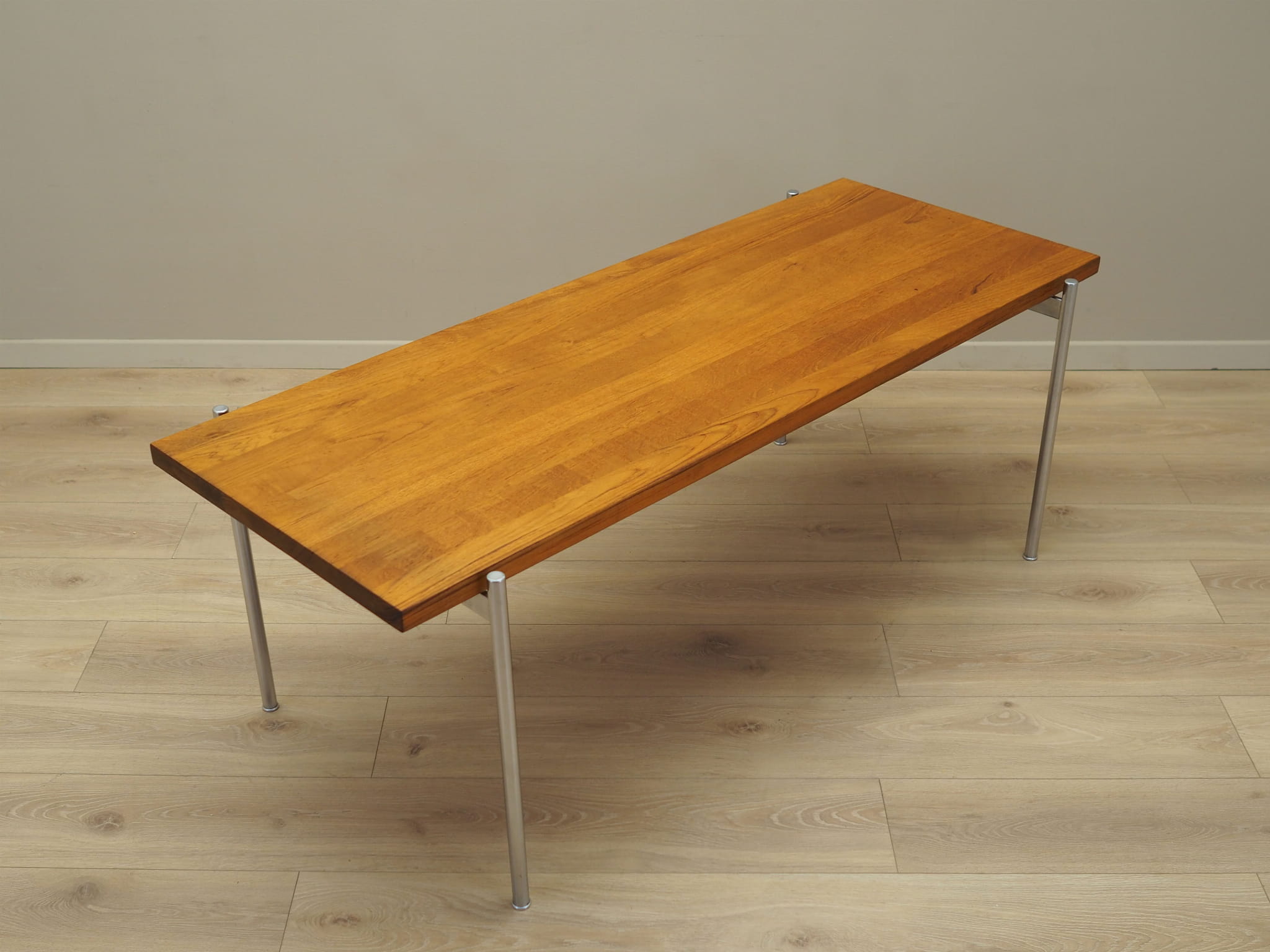 Bank Teakwood Brown 1970s