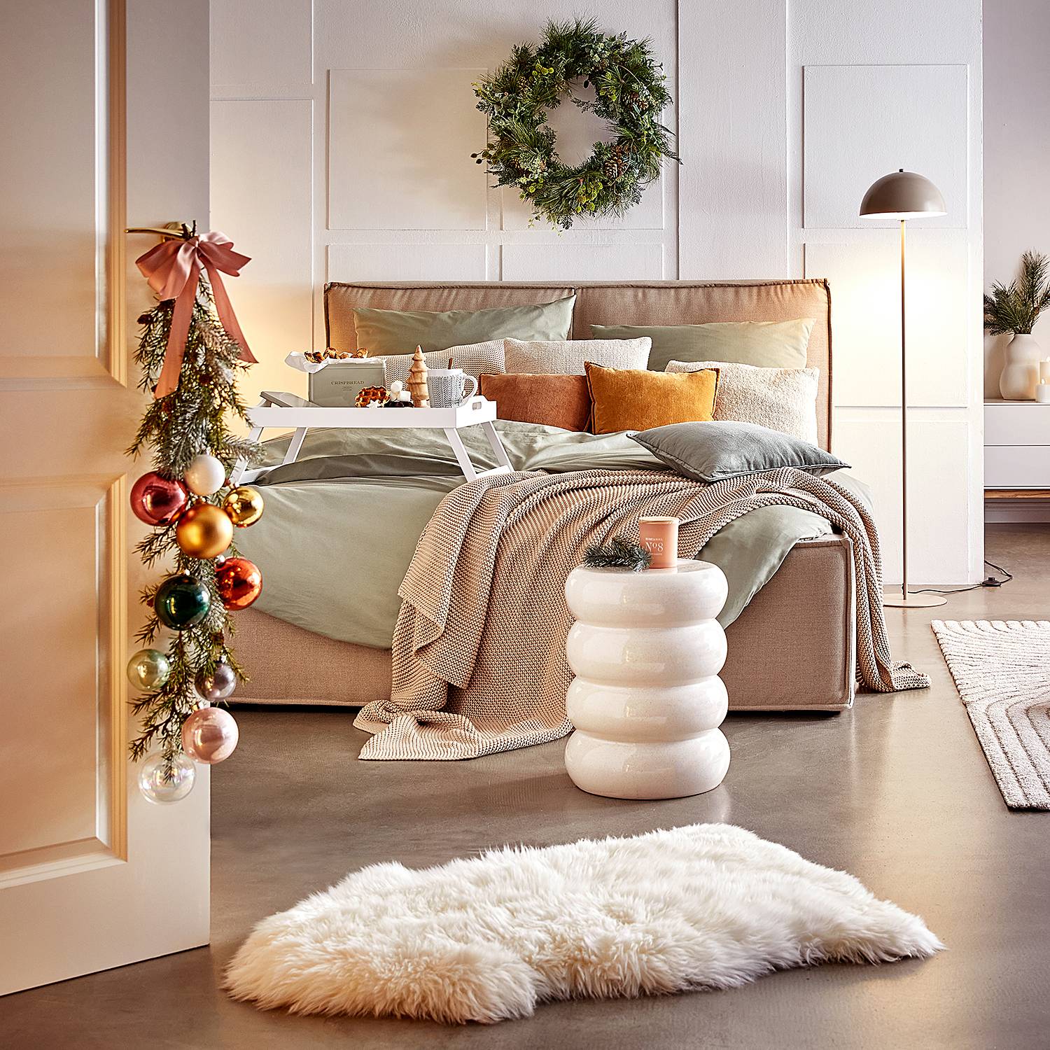 Stehleuchte Topee Beige