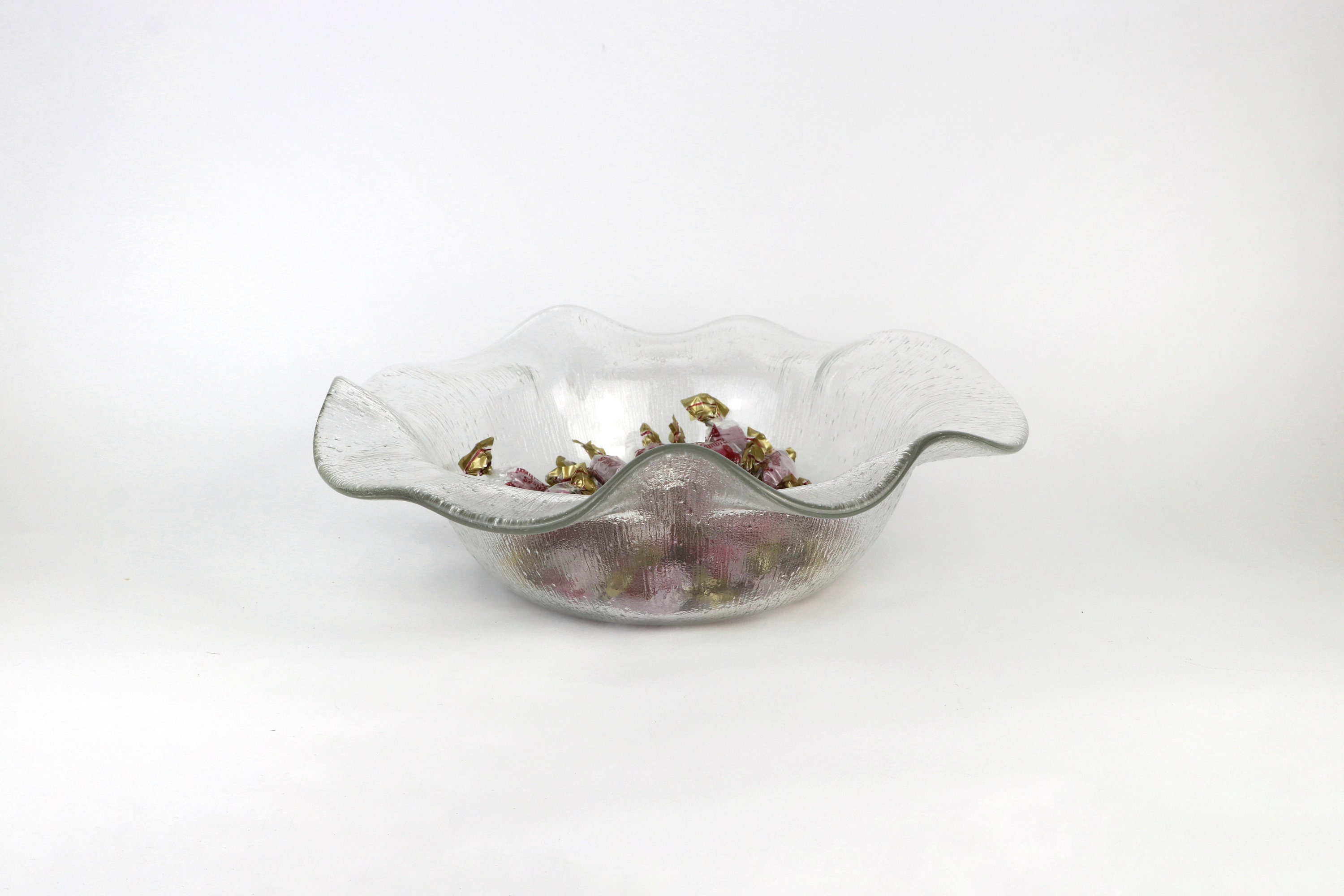 Vintage fruit bowl with wavy rim Glass 1960s