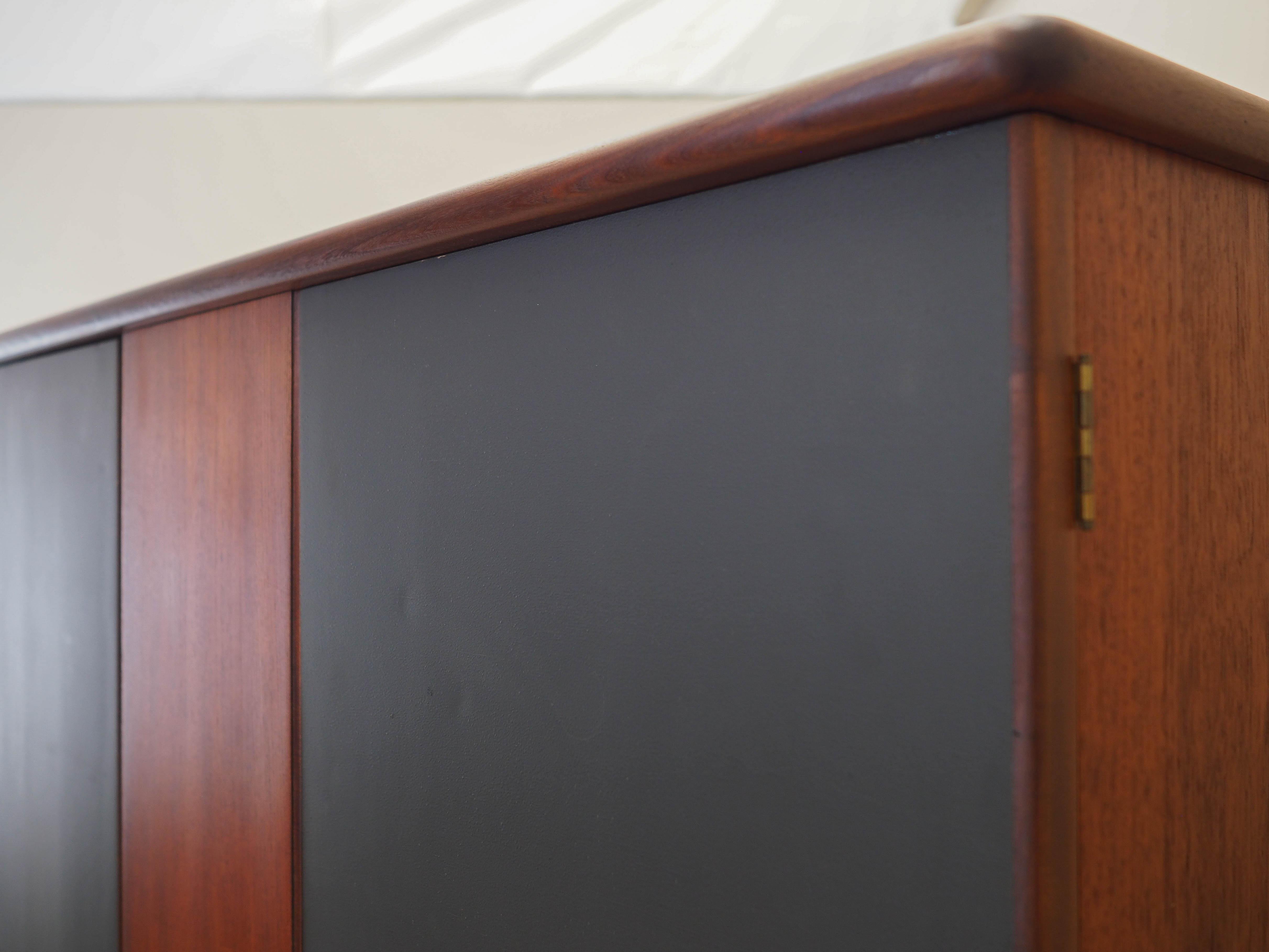 Teak Kleiderschrank 1960er Jahre Grau Braun