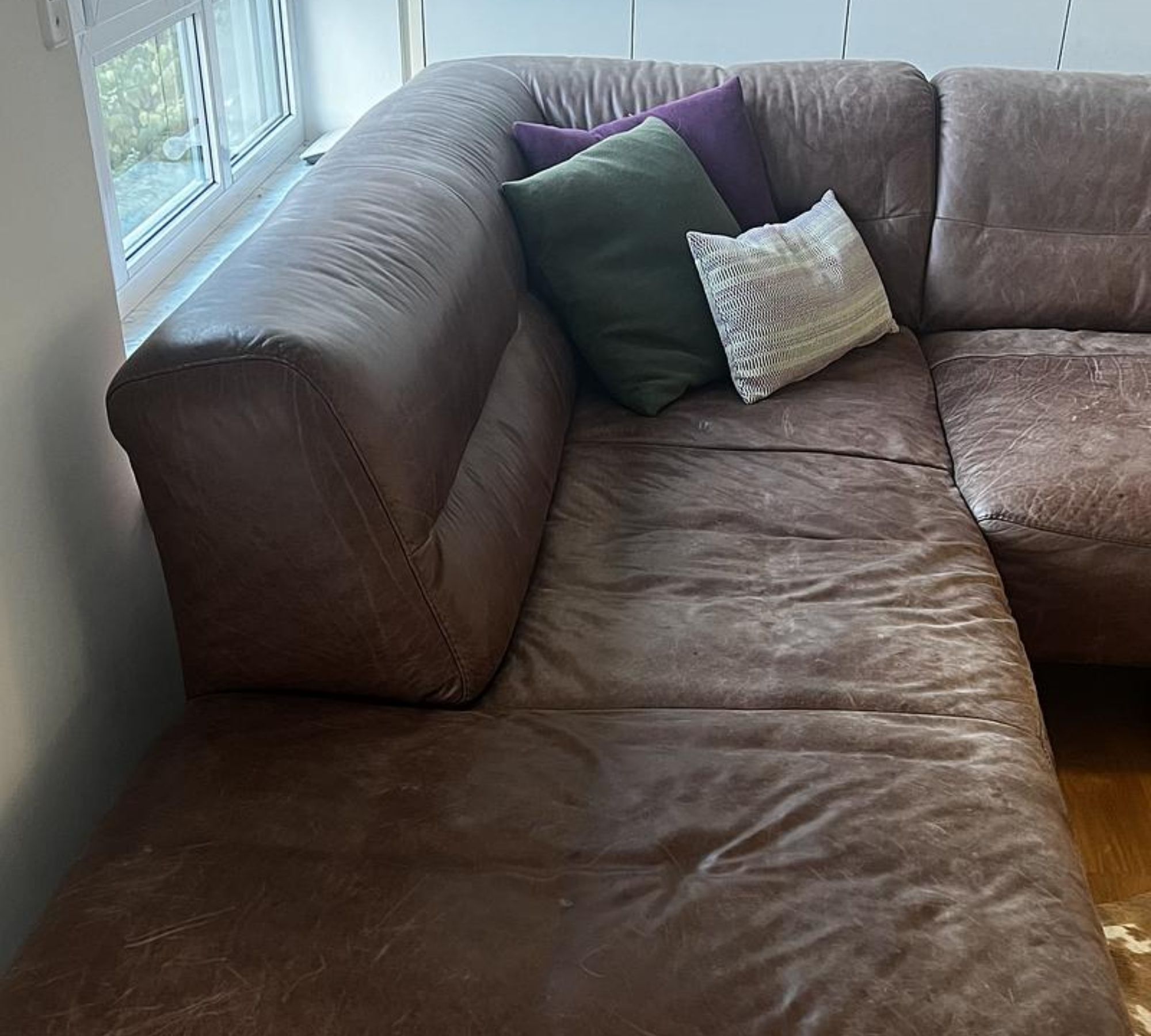 Alessiio Corner Sofa Leather Brown