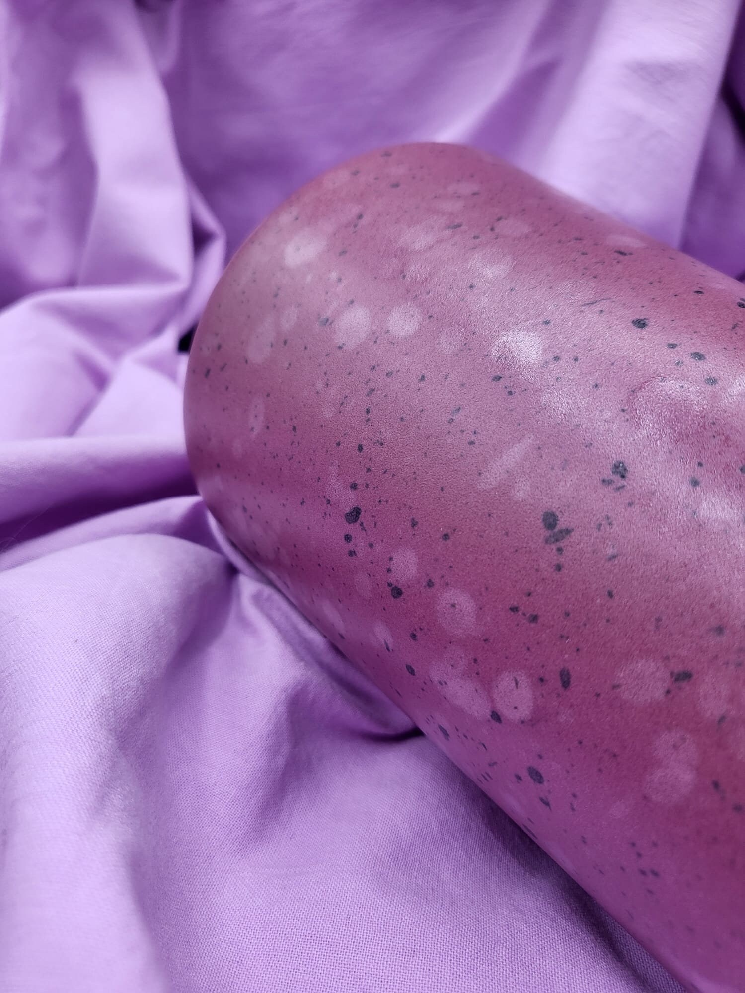 Vaso vintage postmoderno in ceramica rosa anni '90