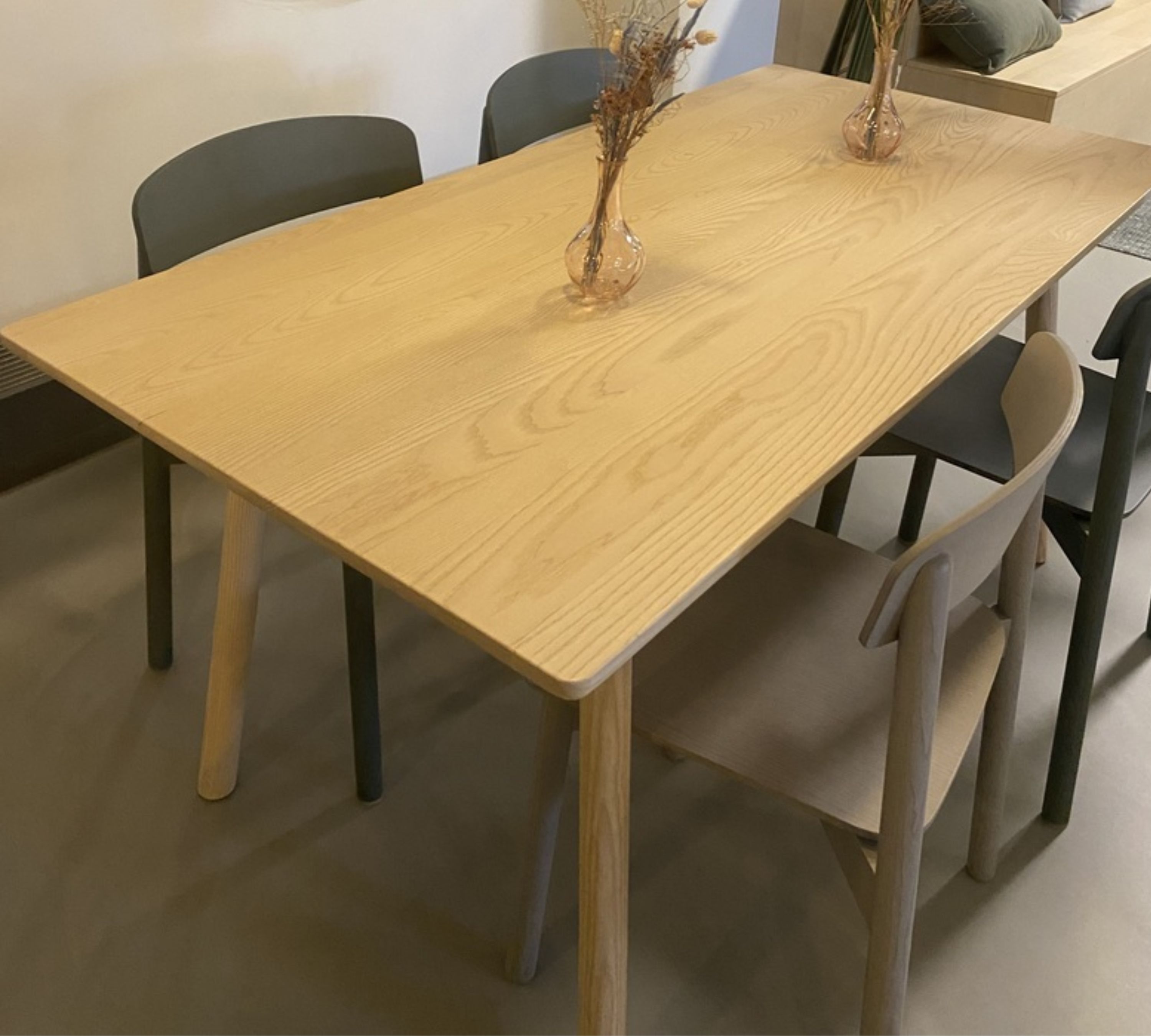 Profile Armchair Ash wood Grey