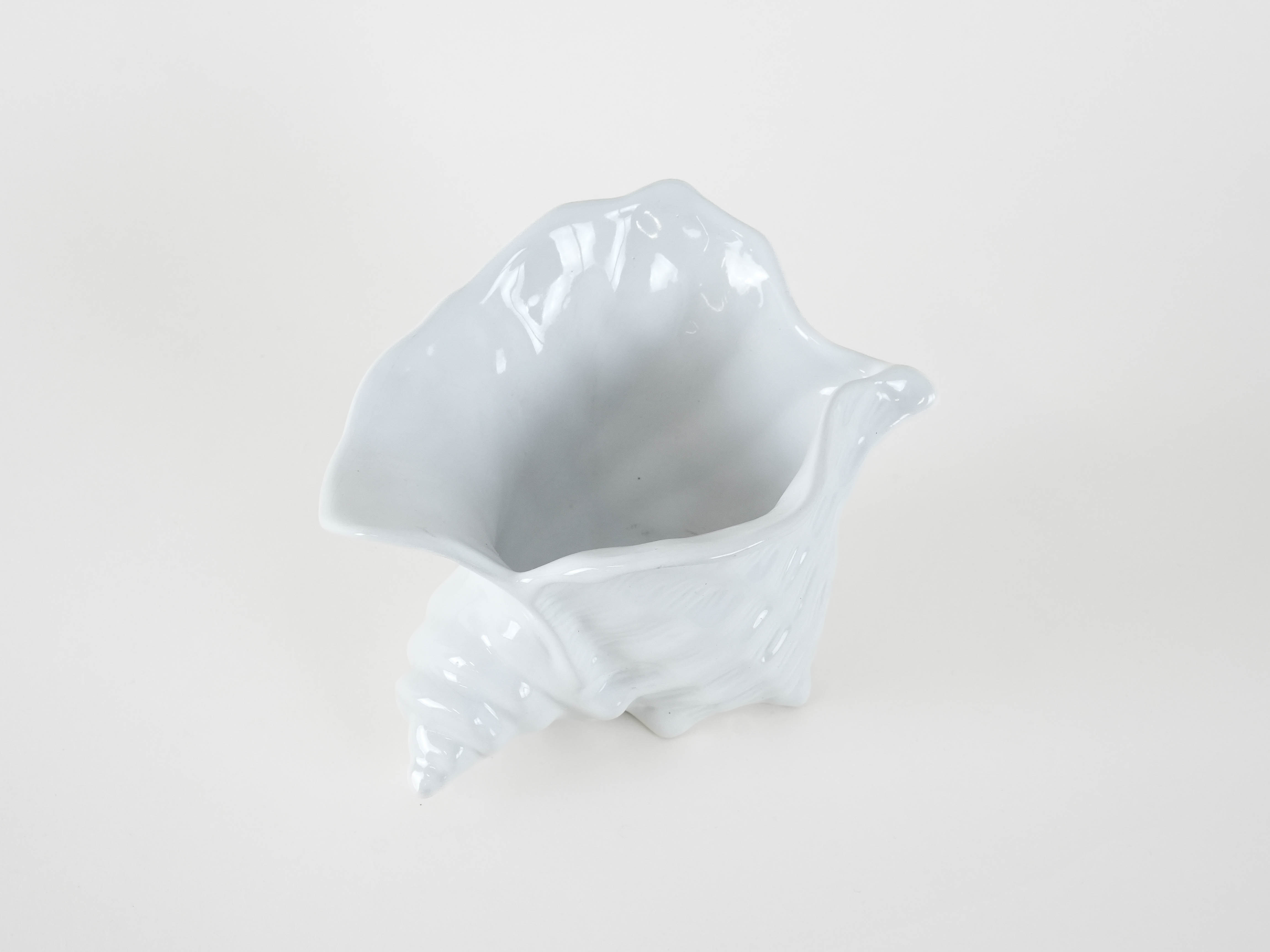 Ceramic pot lid White 1970s