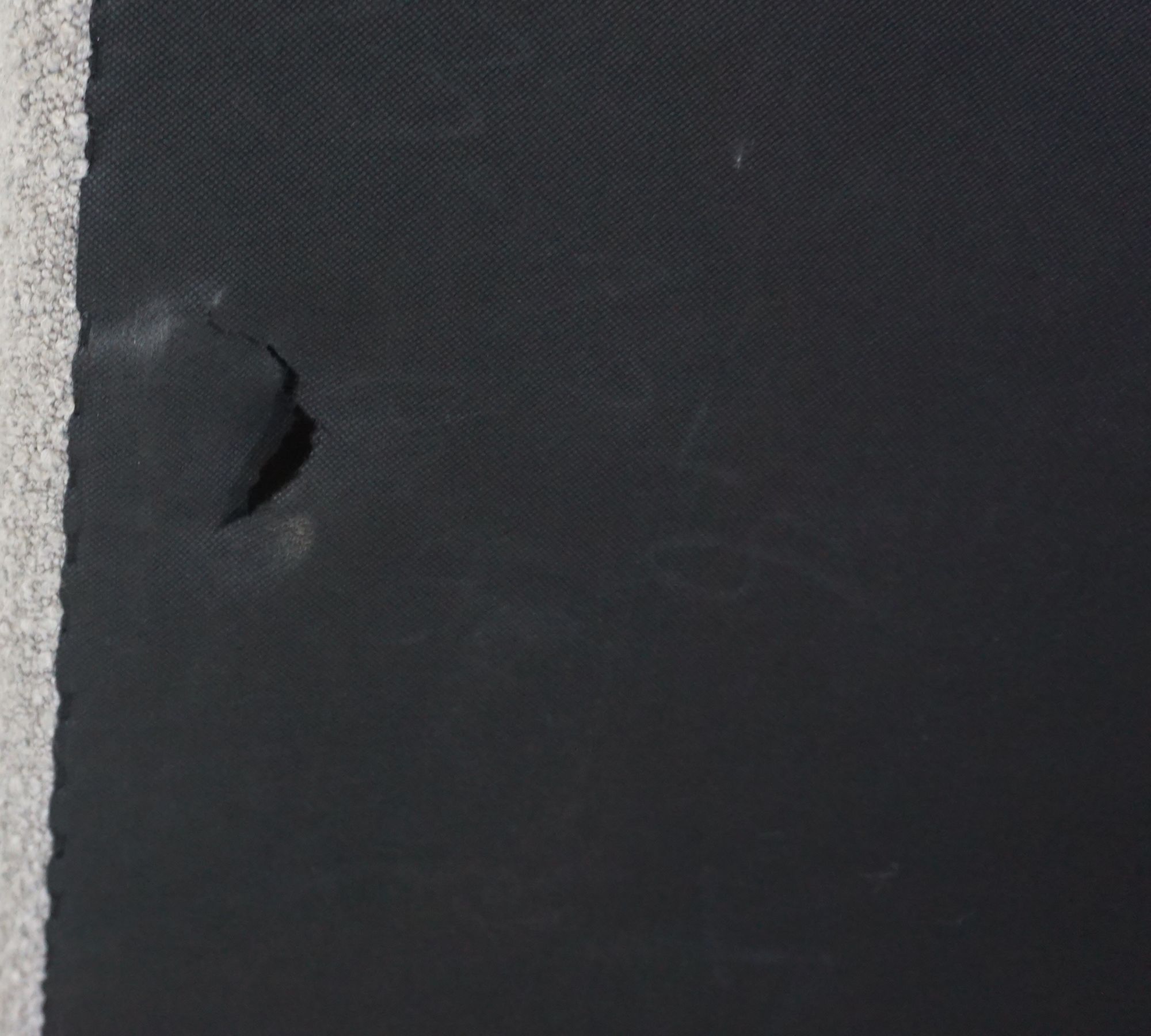 Daphne Récamiere 1 posto destra Maya Warm Grey