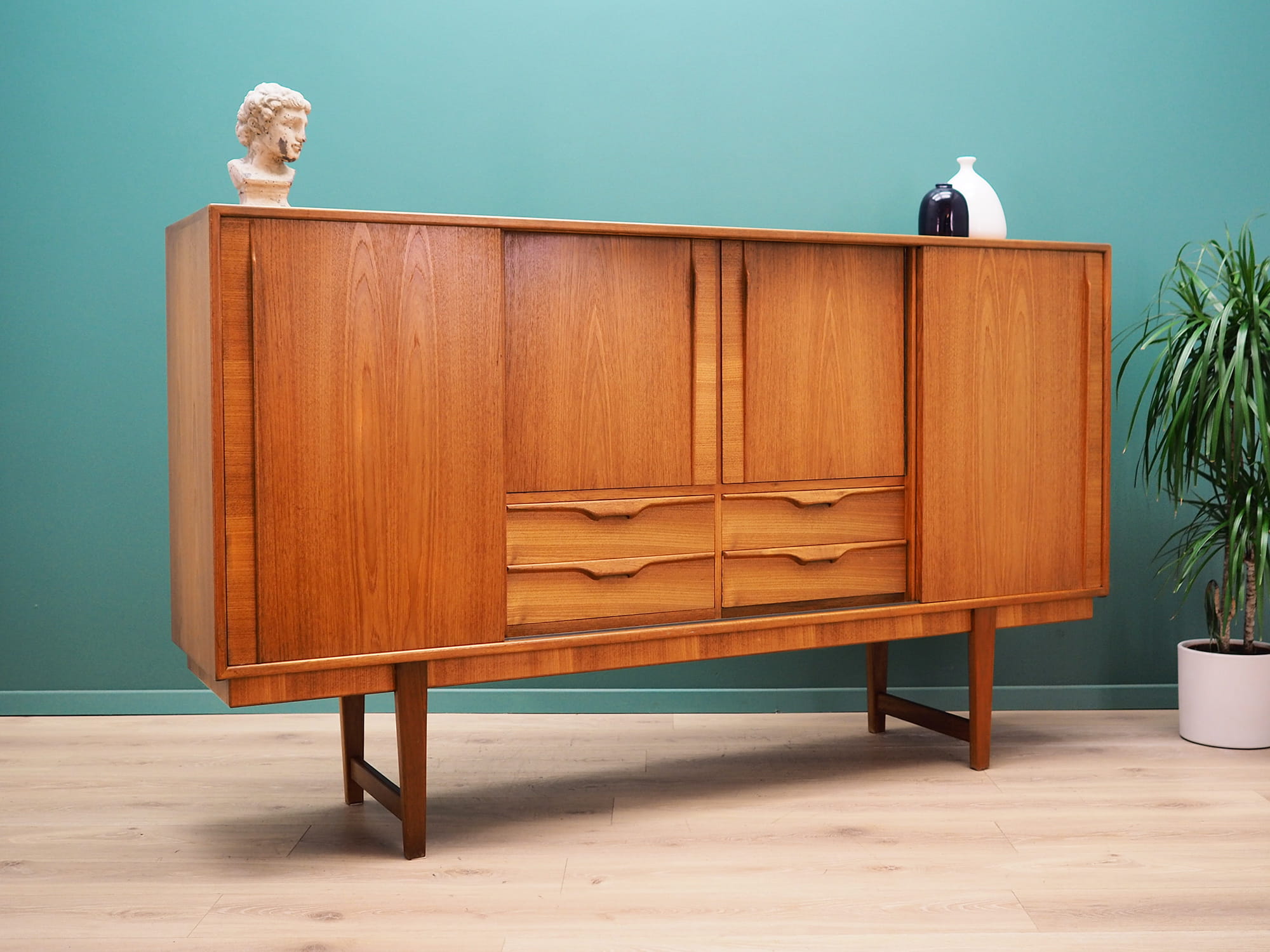 Vintage Highboard Teakholz Braun 1960er Jahre