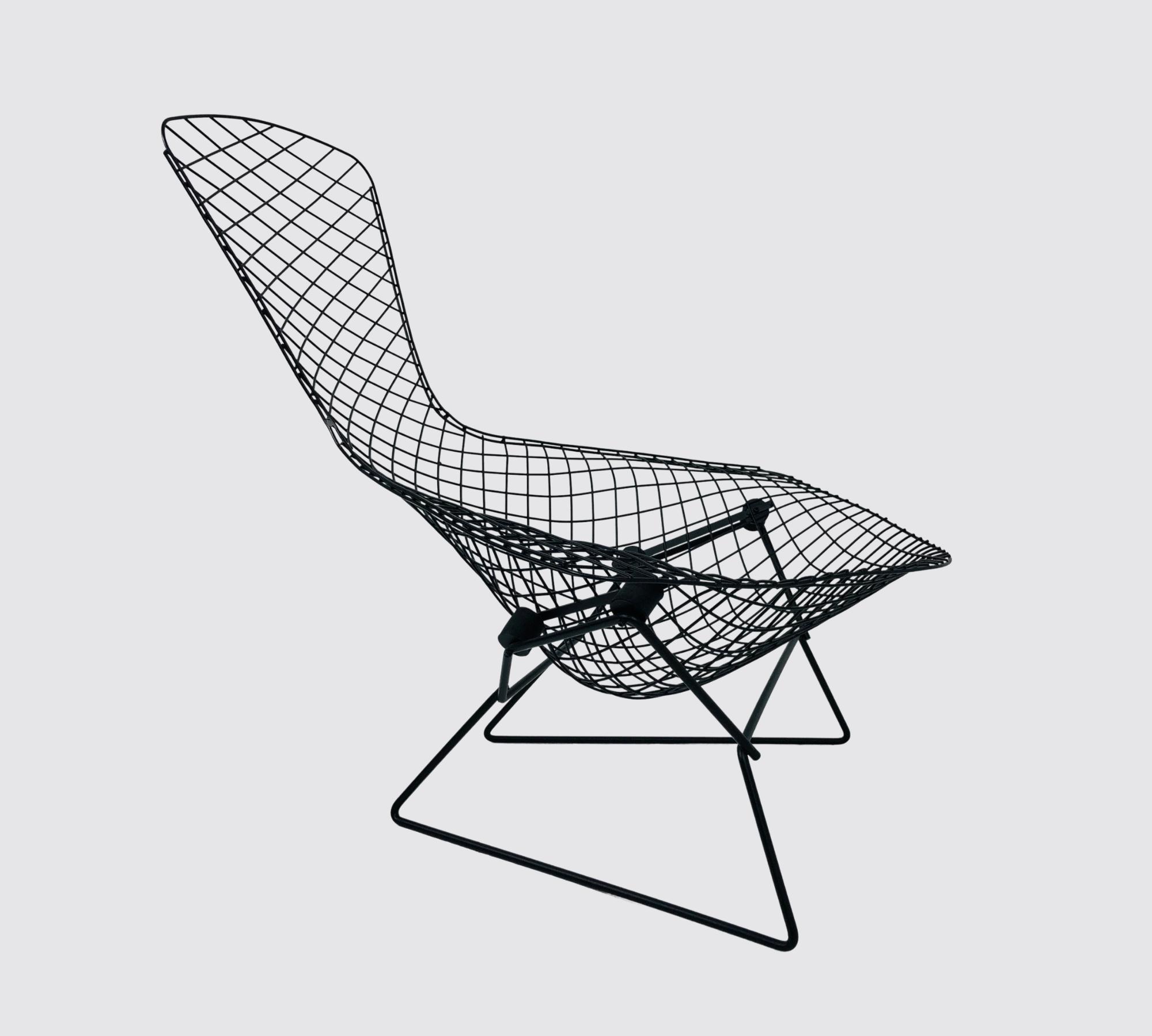 Bertoia Bird Chair Schwarzes Gestell