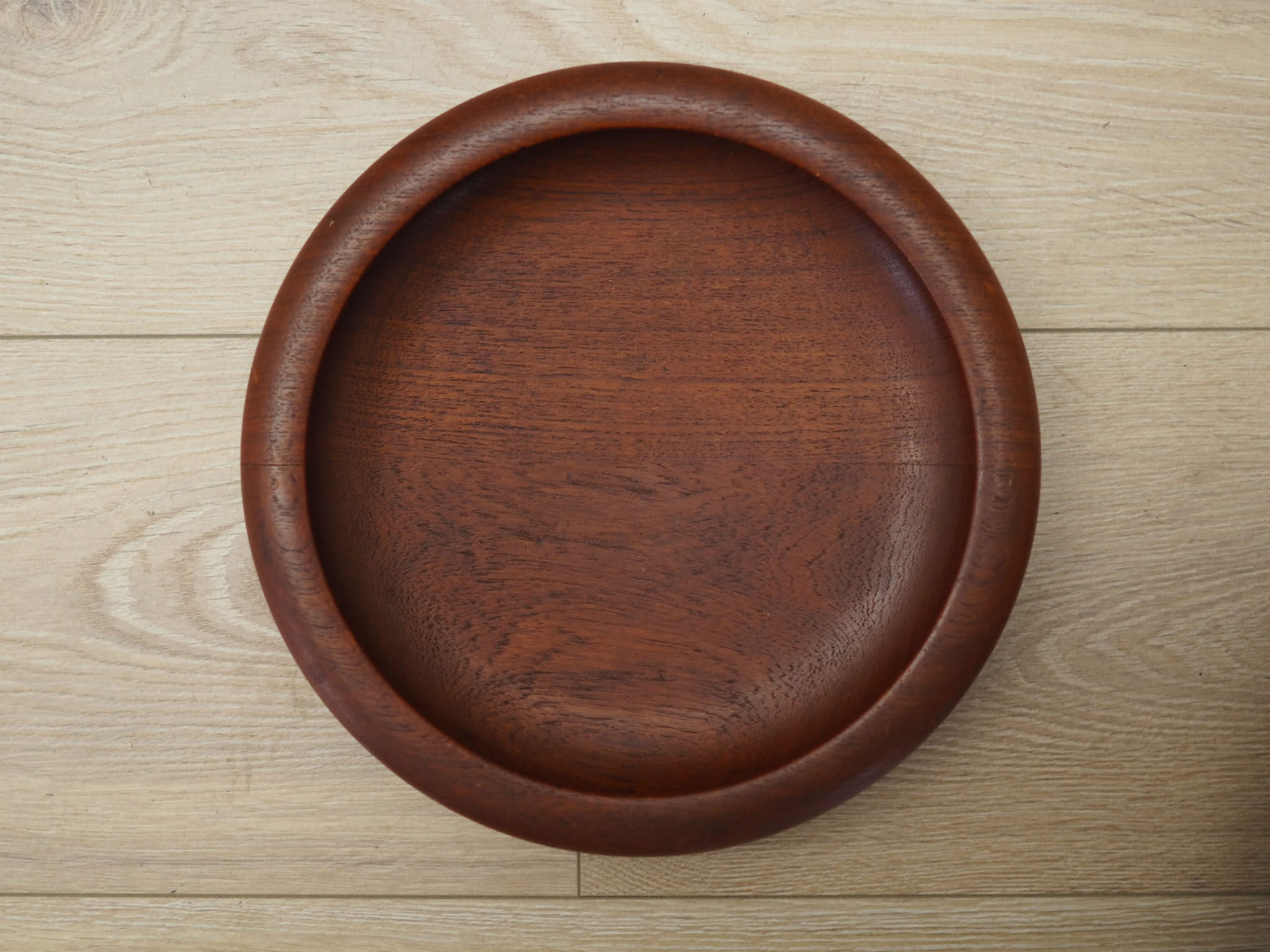 Piatto vintage in legno di teak marrone anni '60