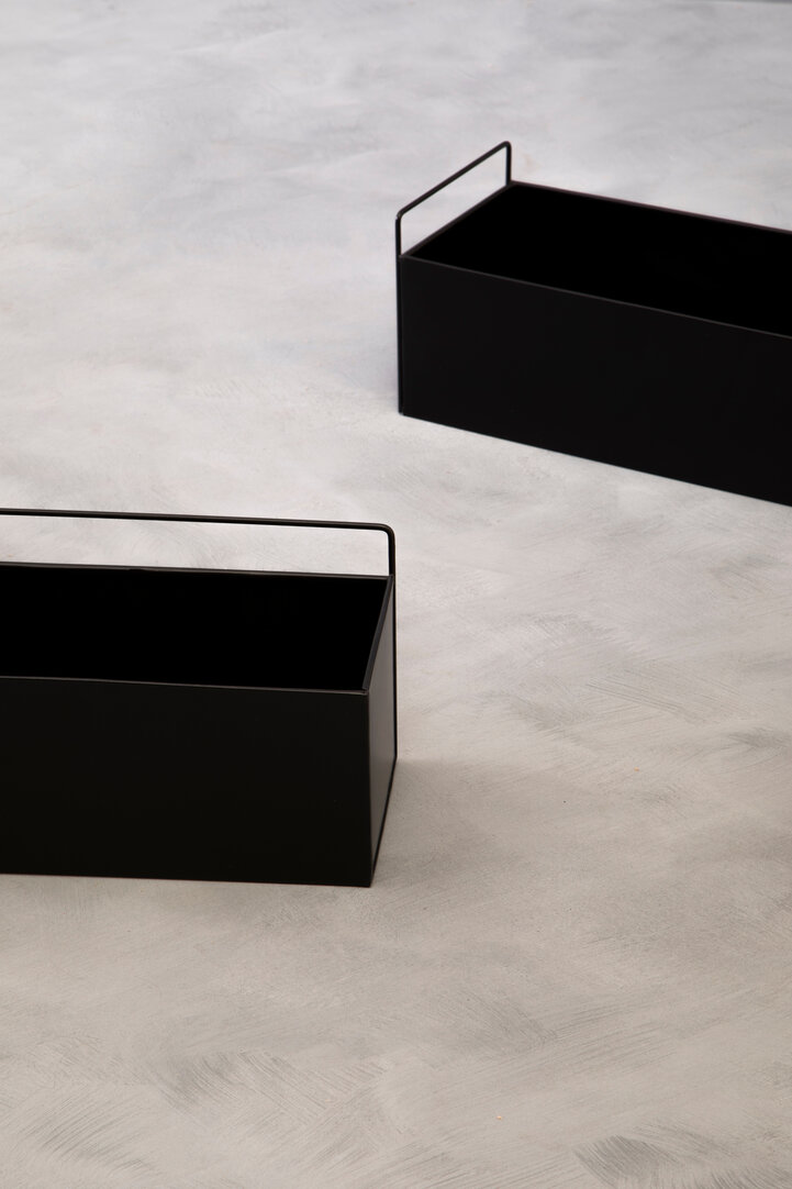 Ascher Wall Planter Black