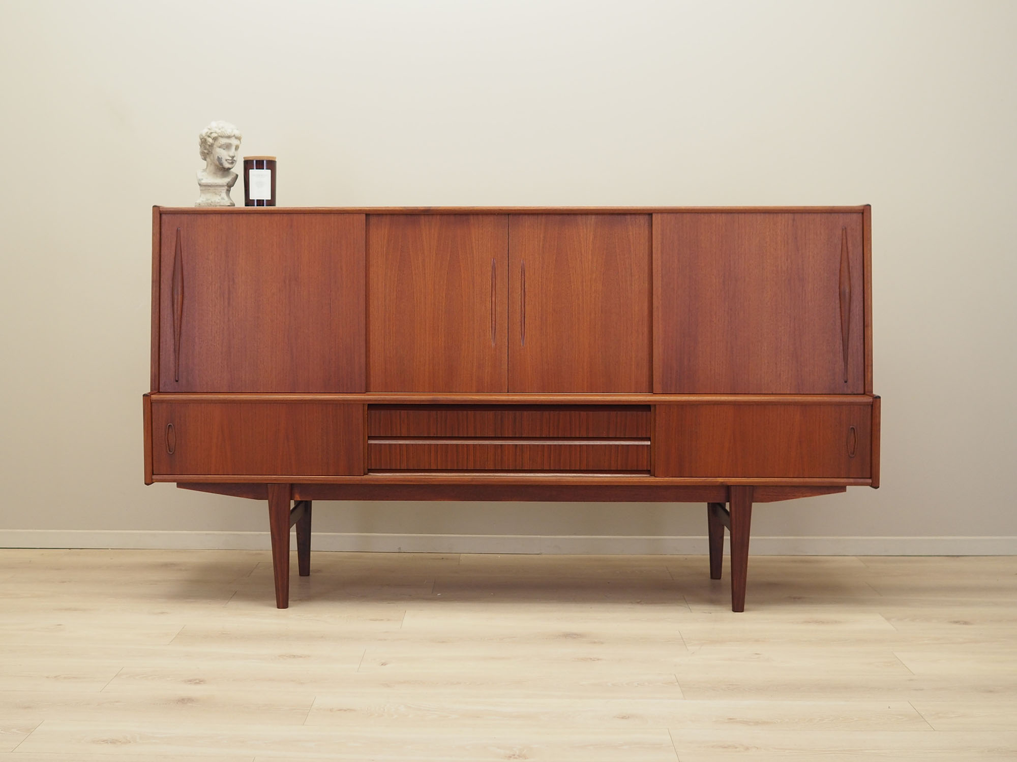 Highboard Teakholz 1970er Jahre