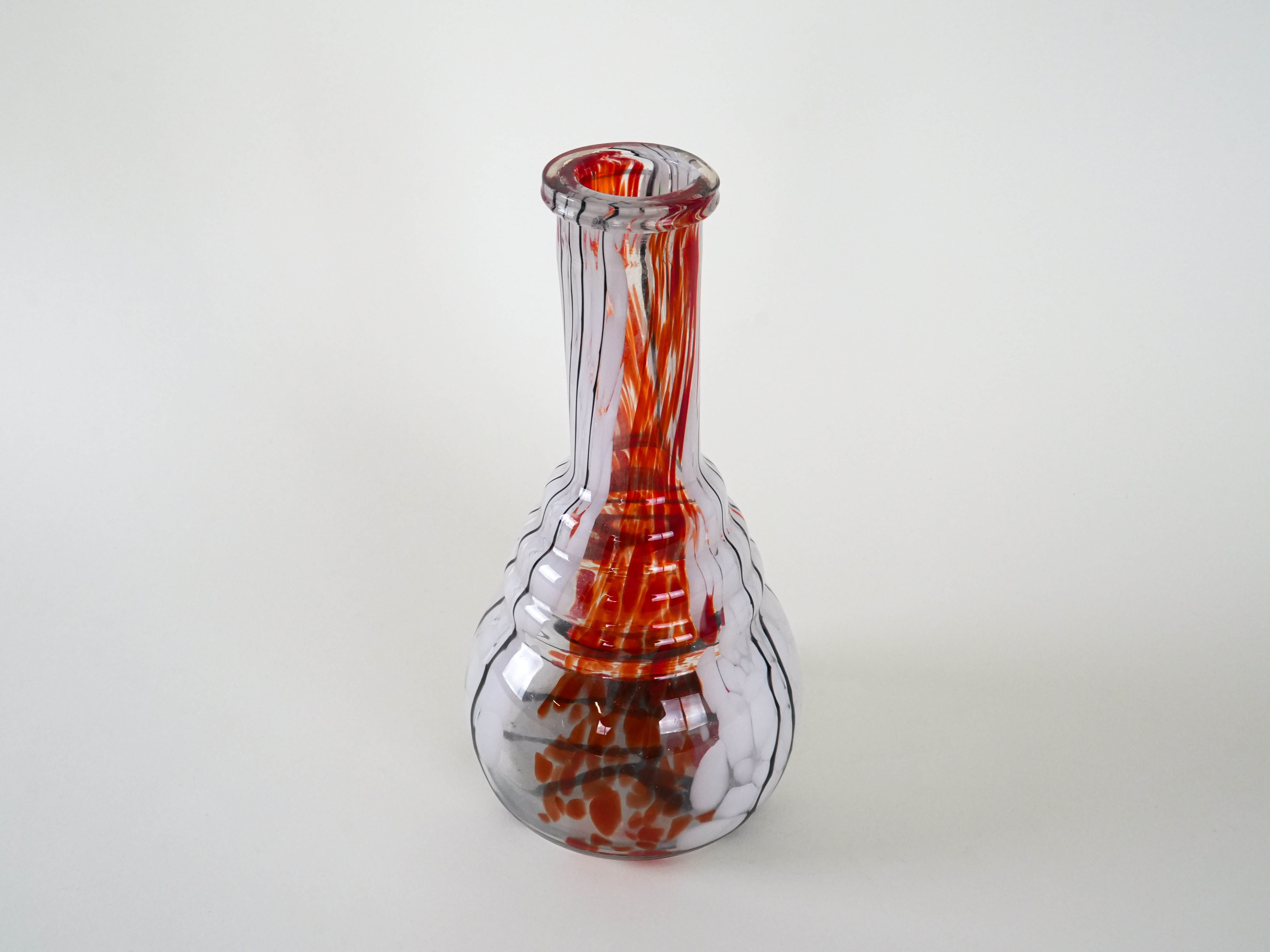 Glass vase Red