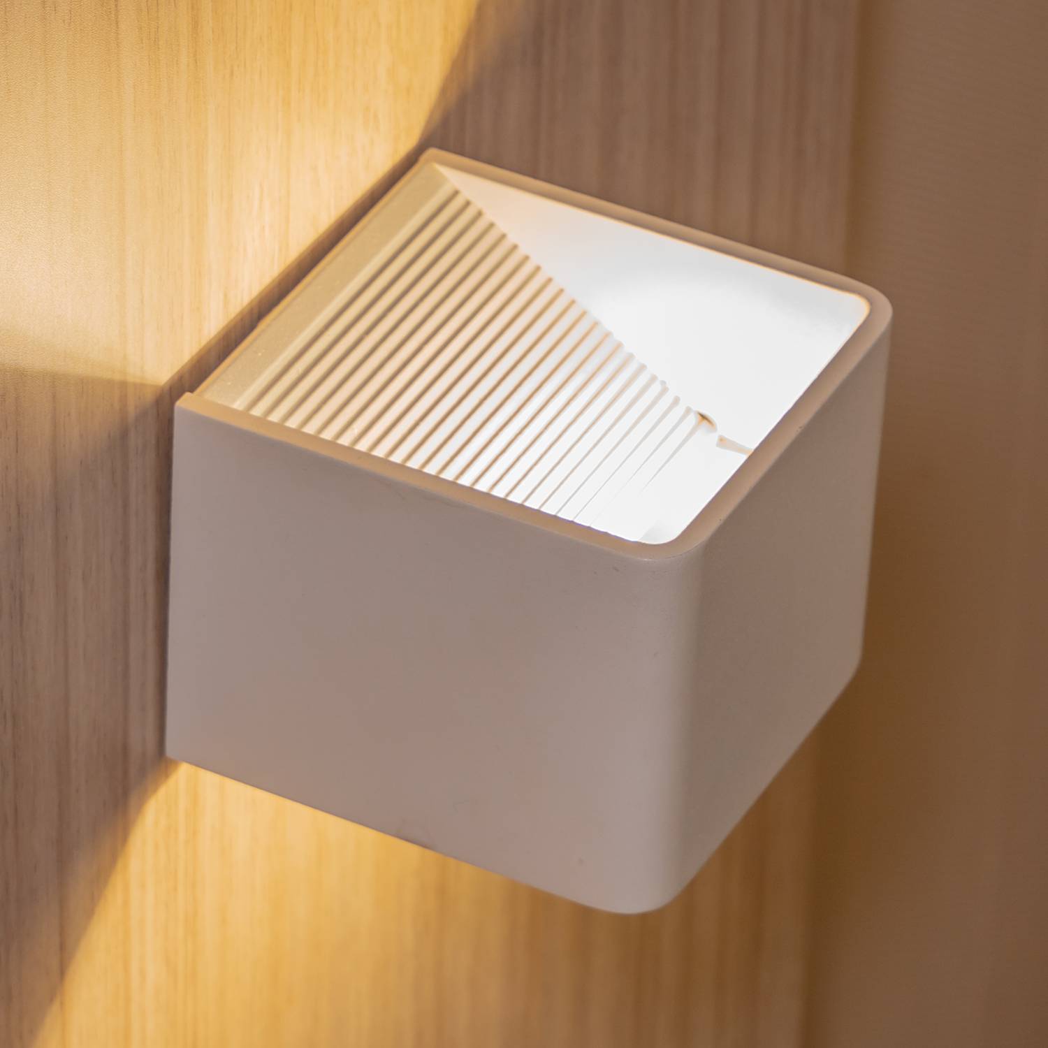 Cube Wandleuchte Eisen 1-flammig