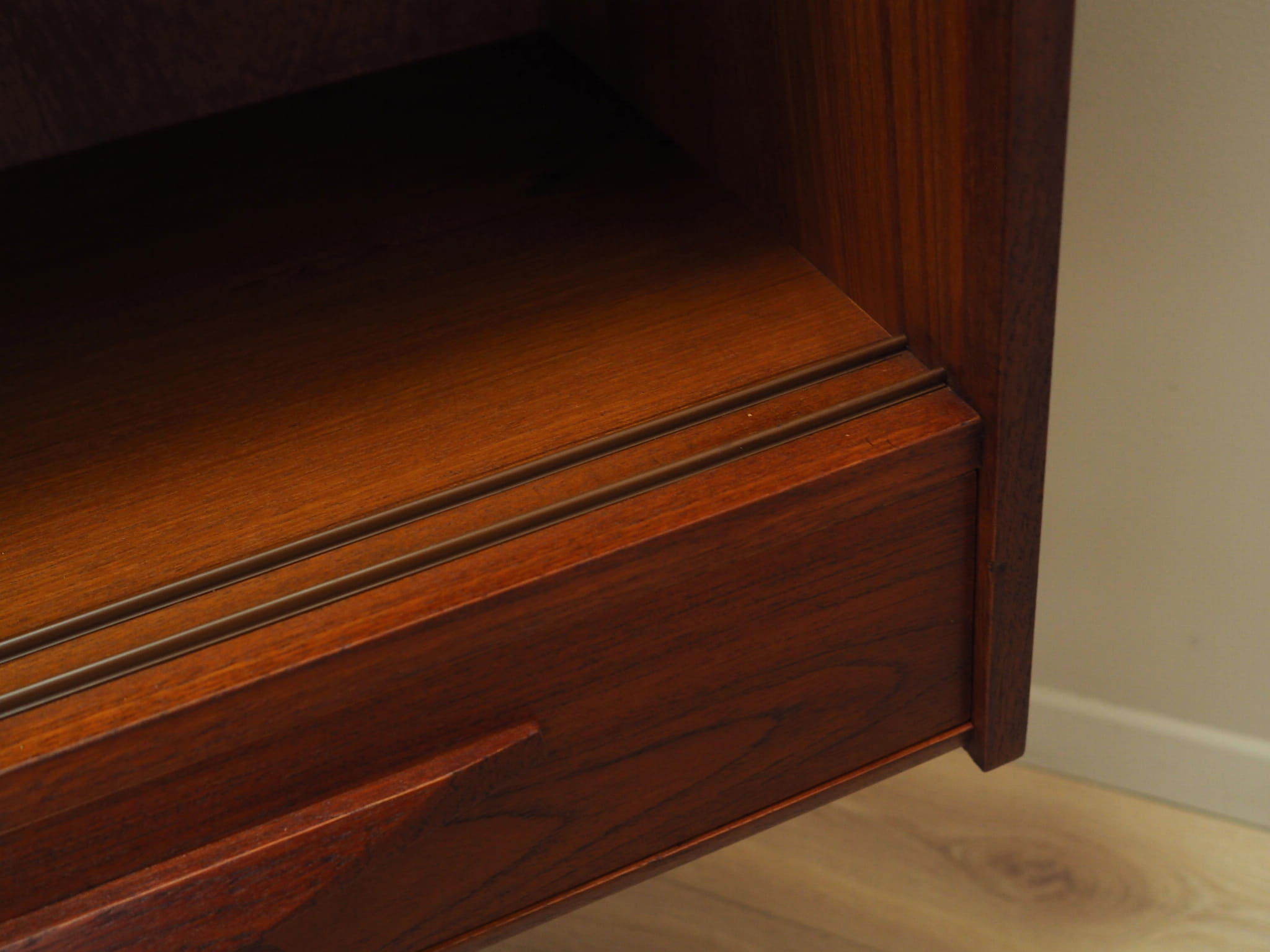 Highboard Holz Braun 1970er Jahre