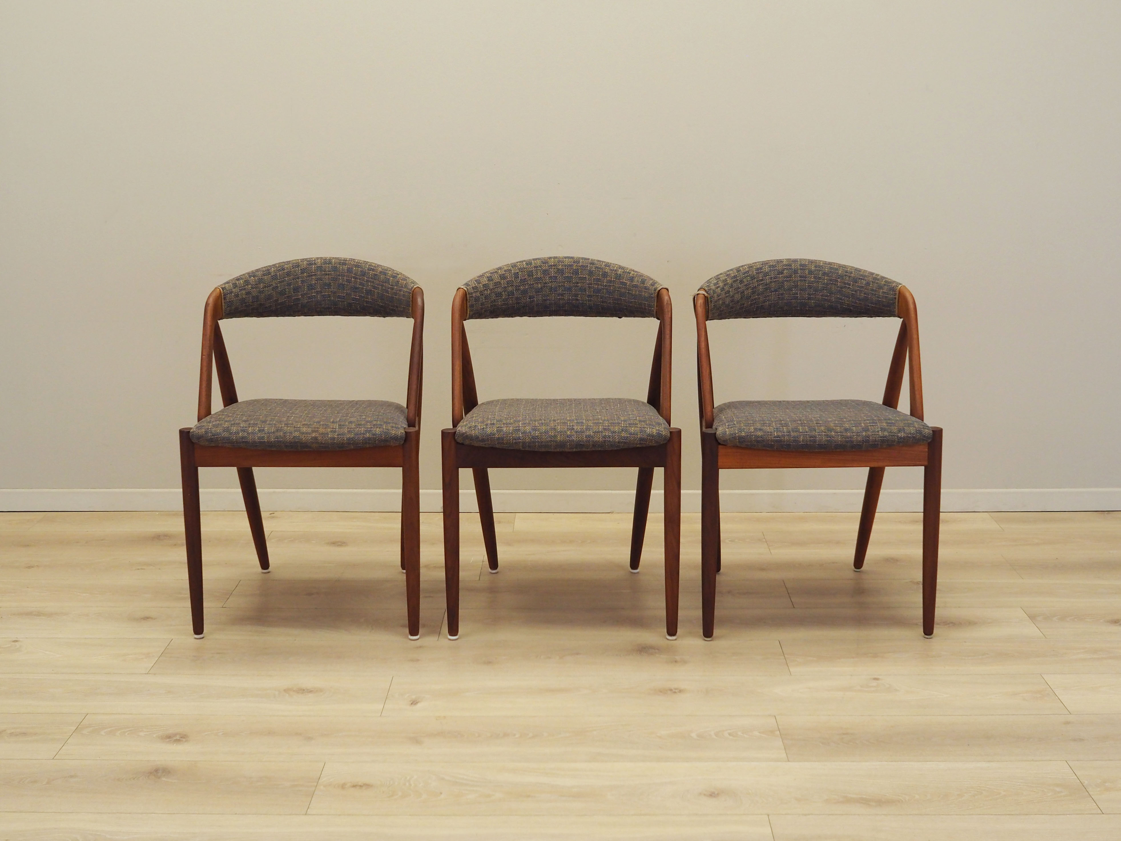 3x No. 31 dining chair teak 1970s