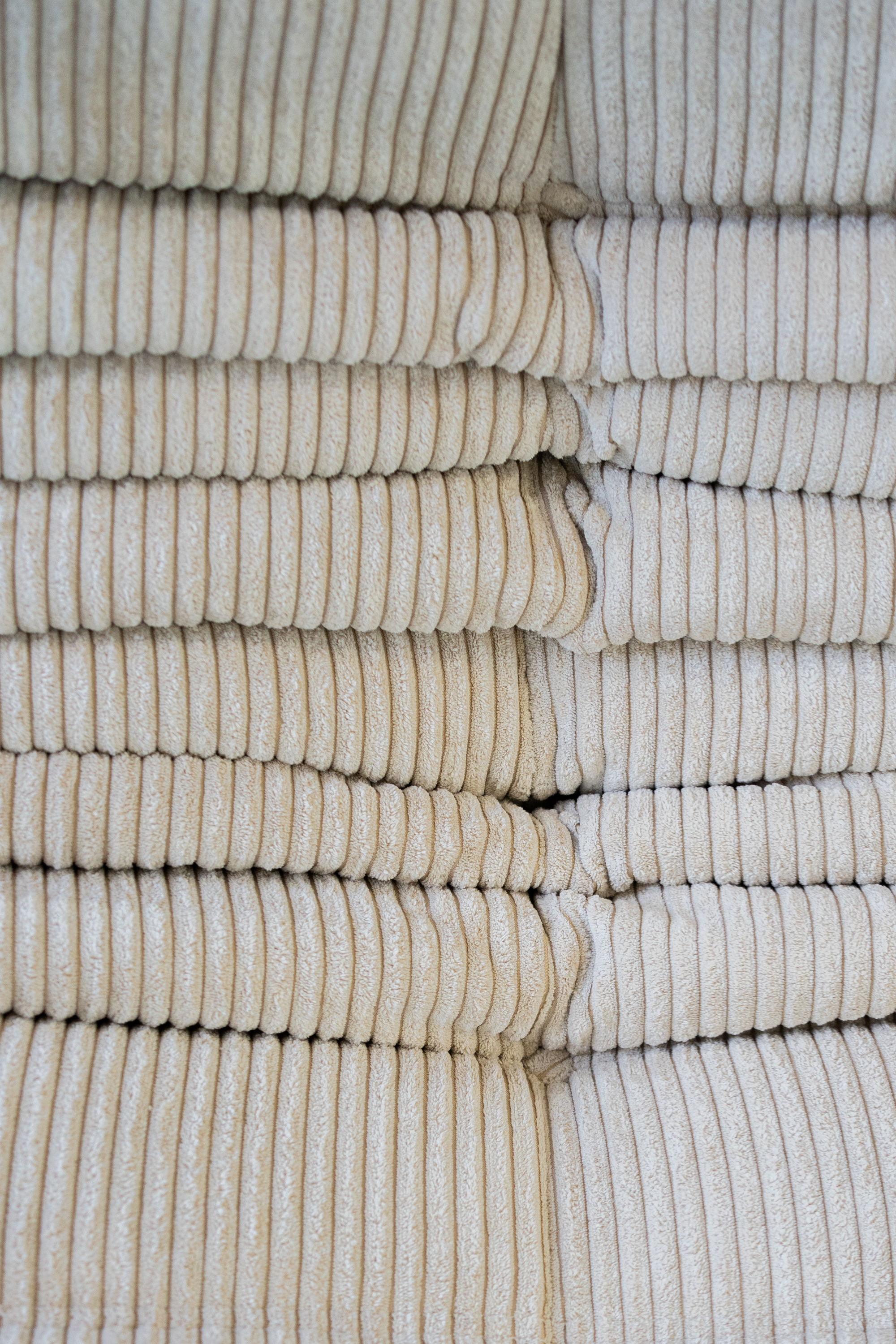 Togo Lounge Set 5-pc. Cord Beige