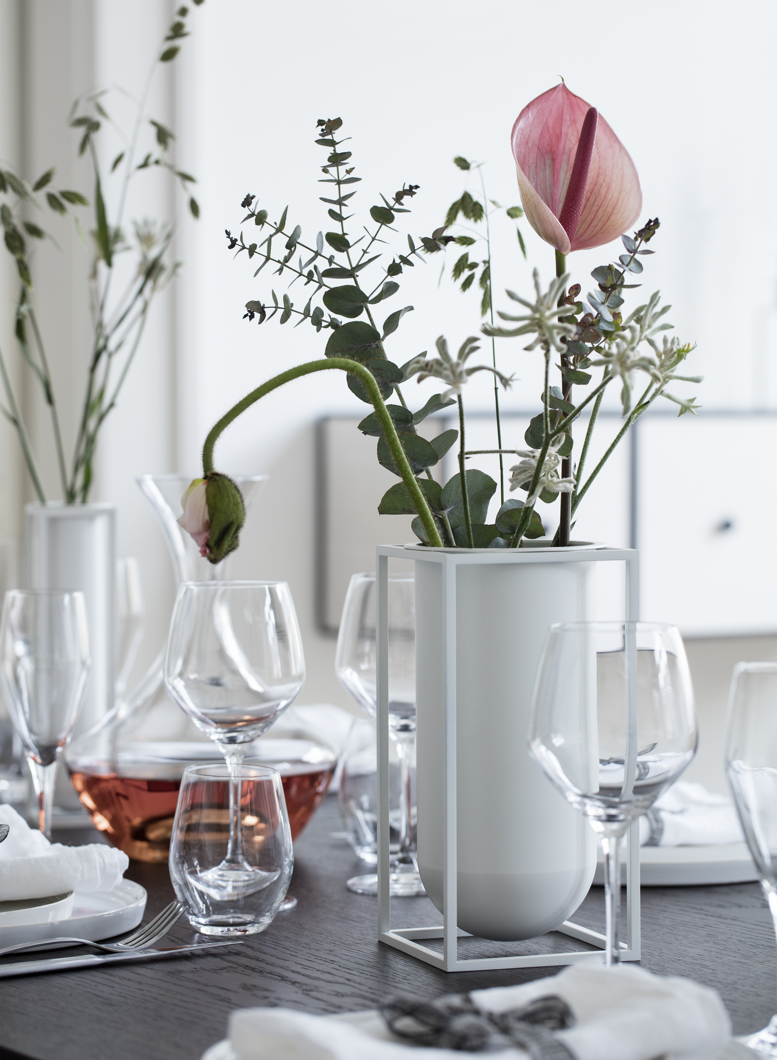 Kubus Vase Flora Weiß