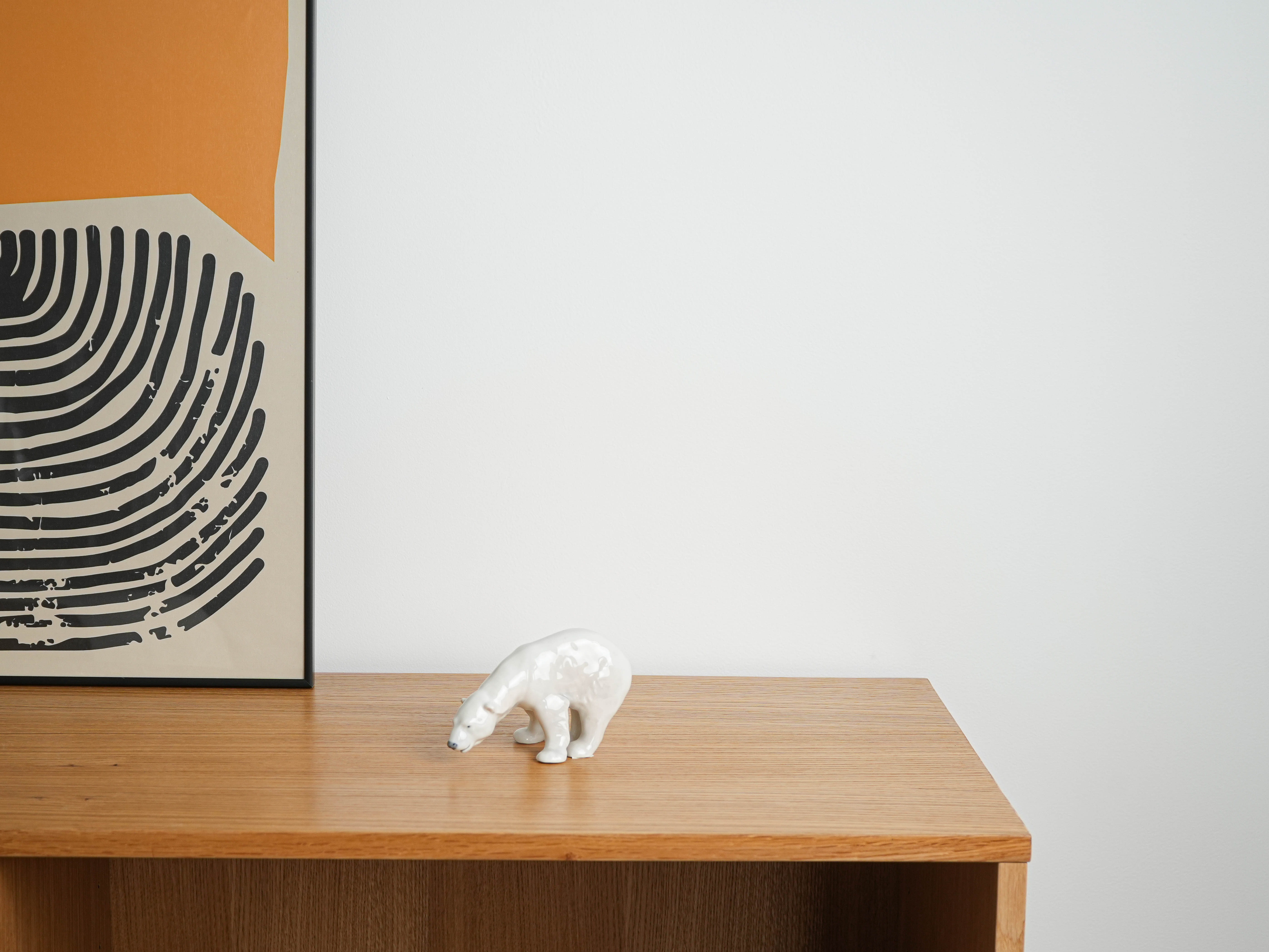 Porcelain polar bear figure 1970s