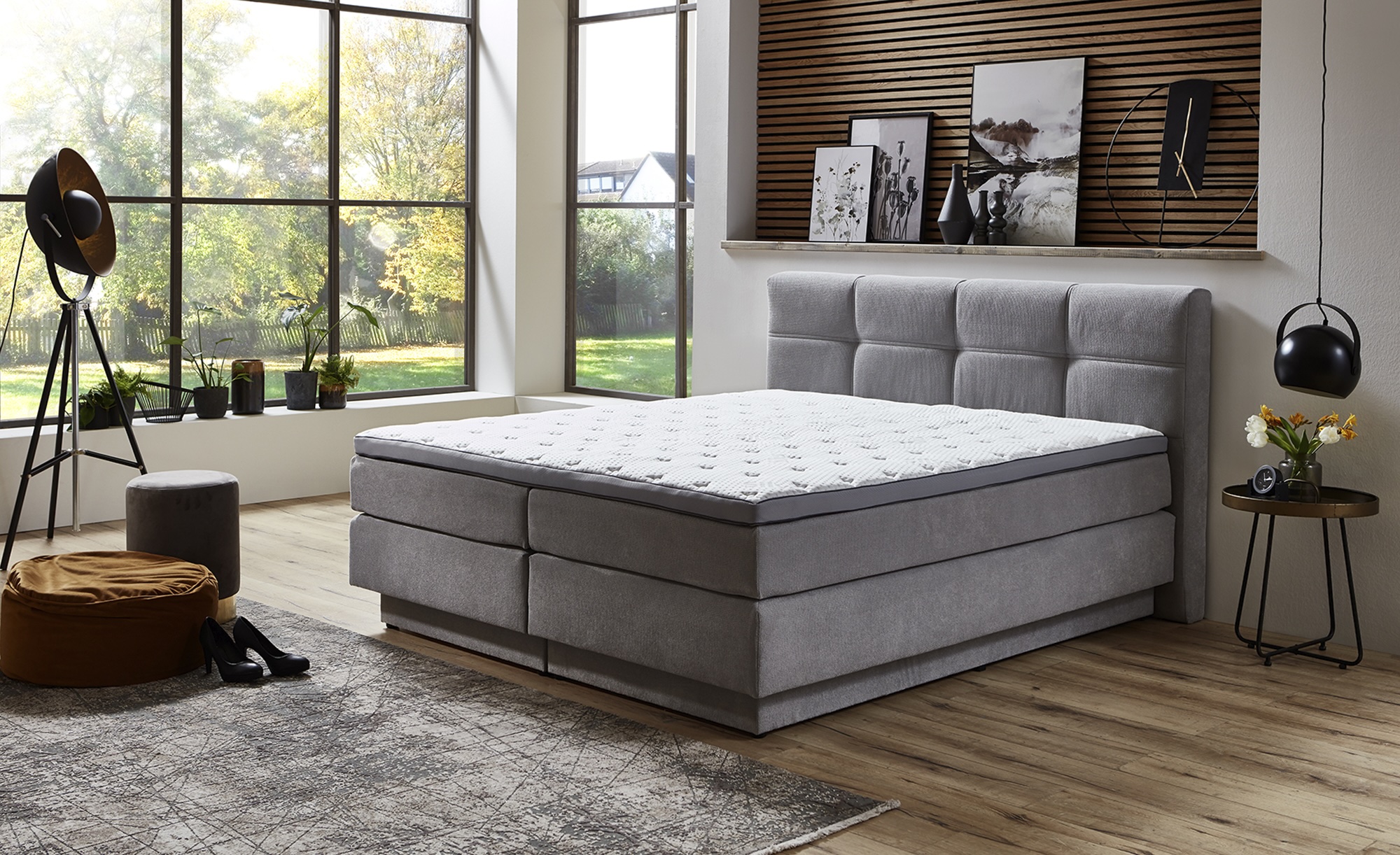 Chicago Boxspringbett mit Bettkasten & Topper Silber