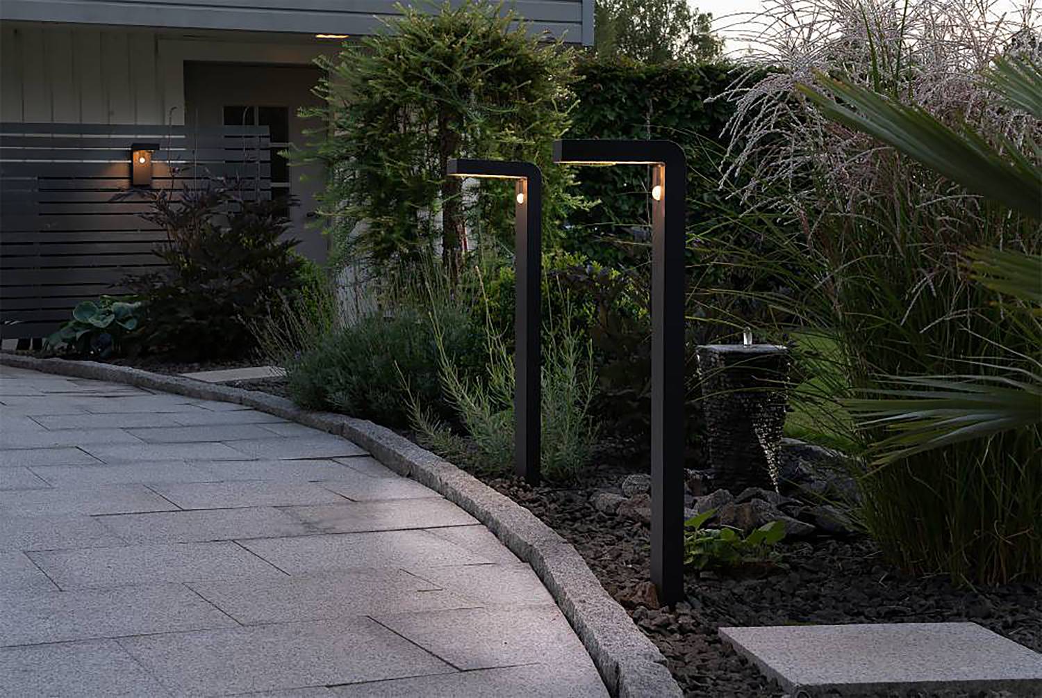 LED path light Baracconi 18-flame Black