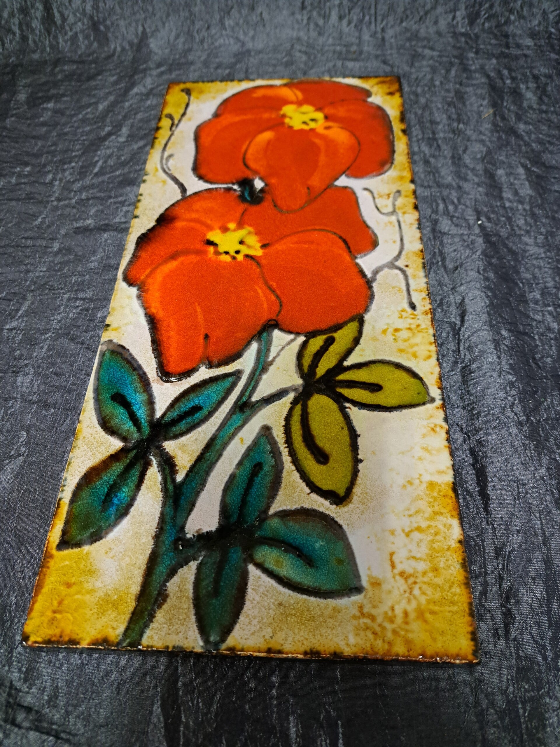 Vintage Wandfliese Keramik Blume Rot