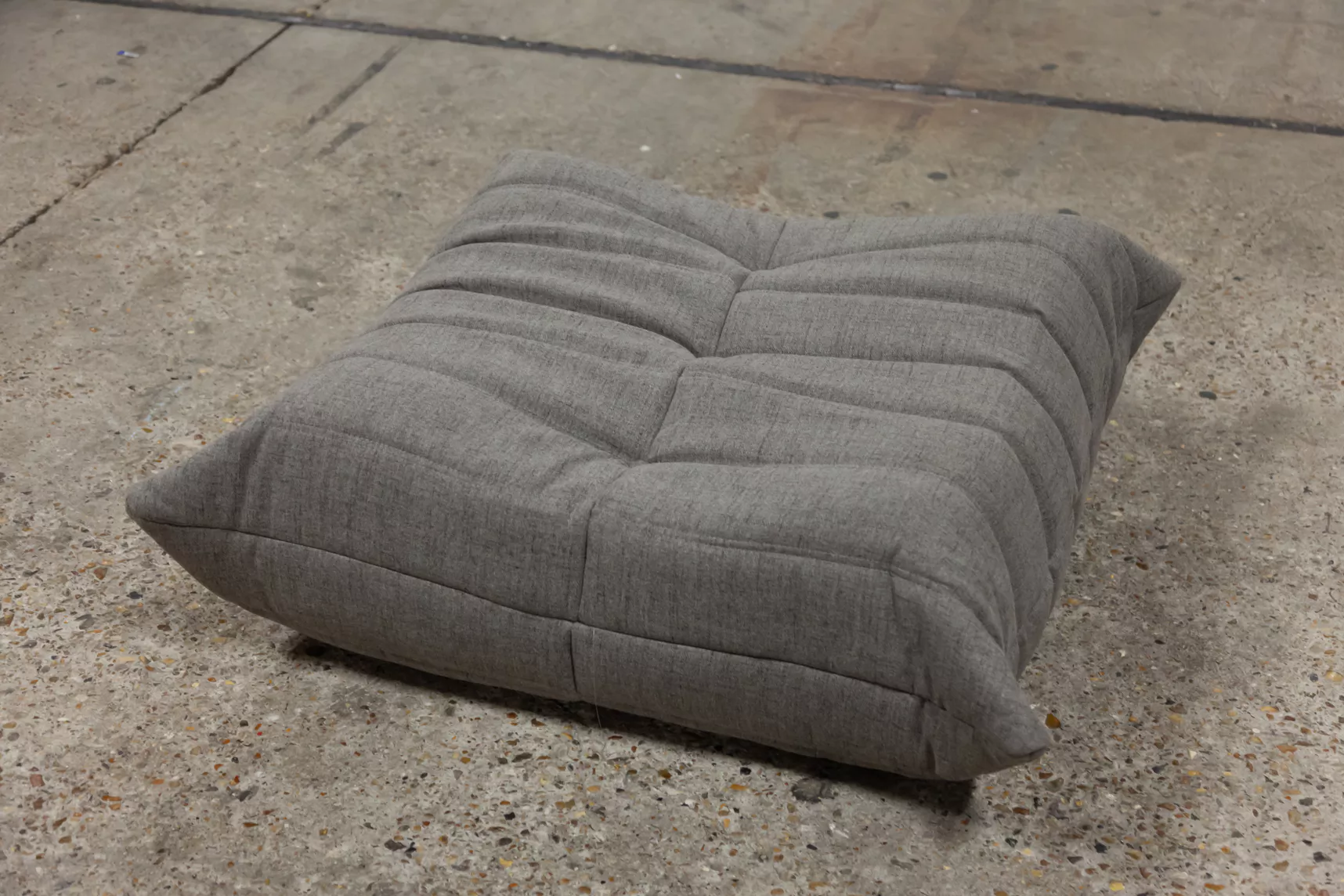 Togo Lounge Set 4-pc. Woven Fabric Warm Grey