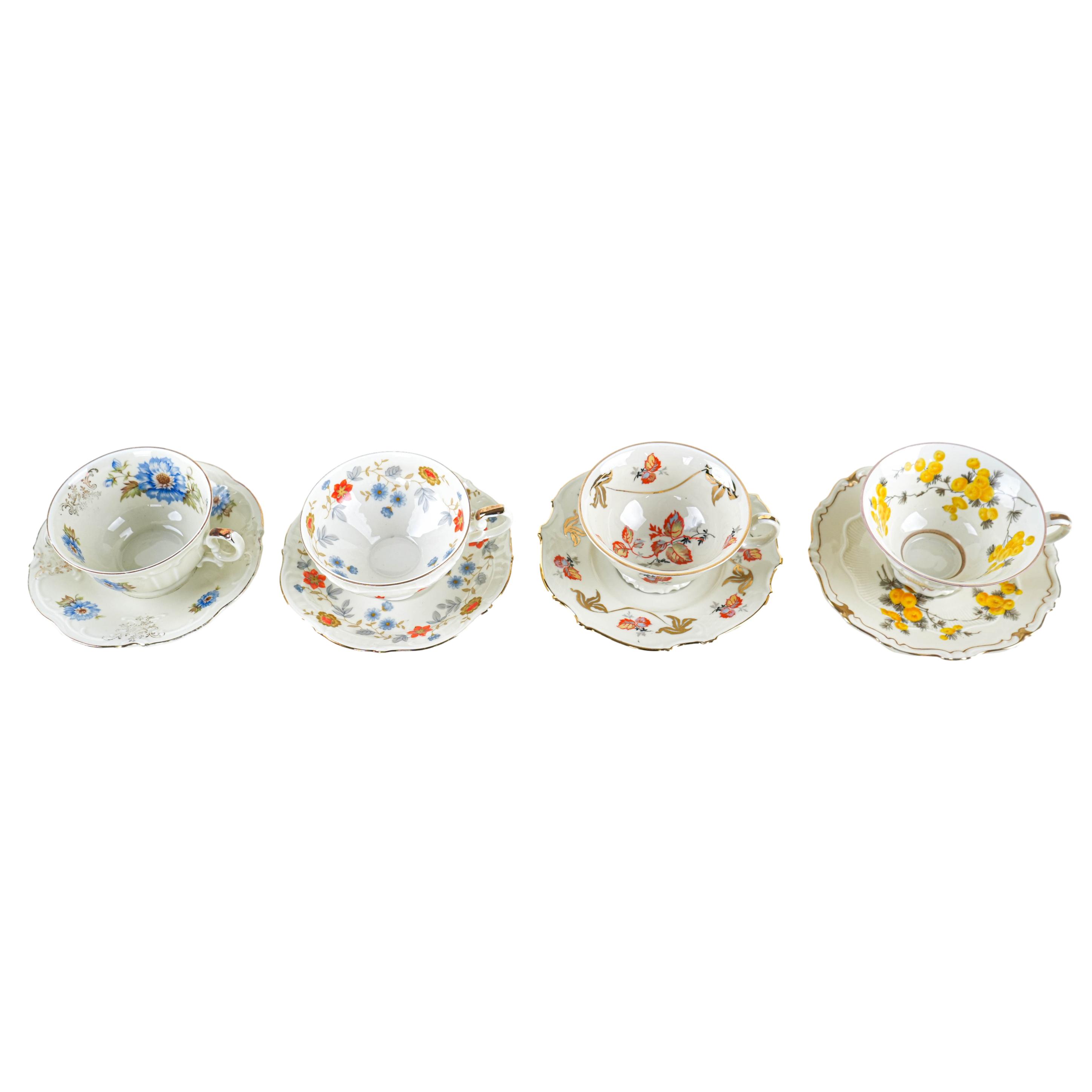Set di tazze in porcellana del XX secolo