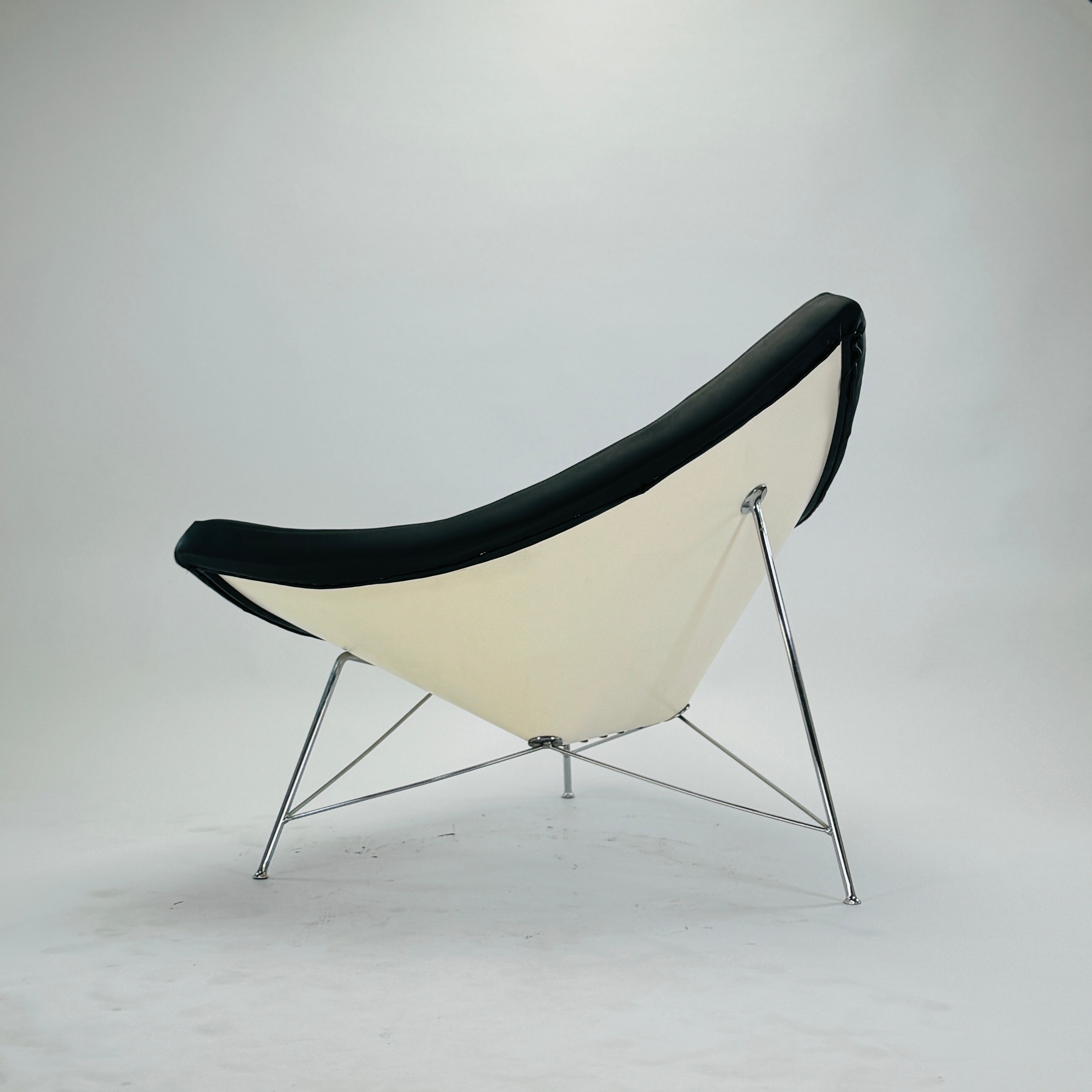 Coconut Chair Leder Schwarz