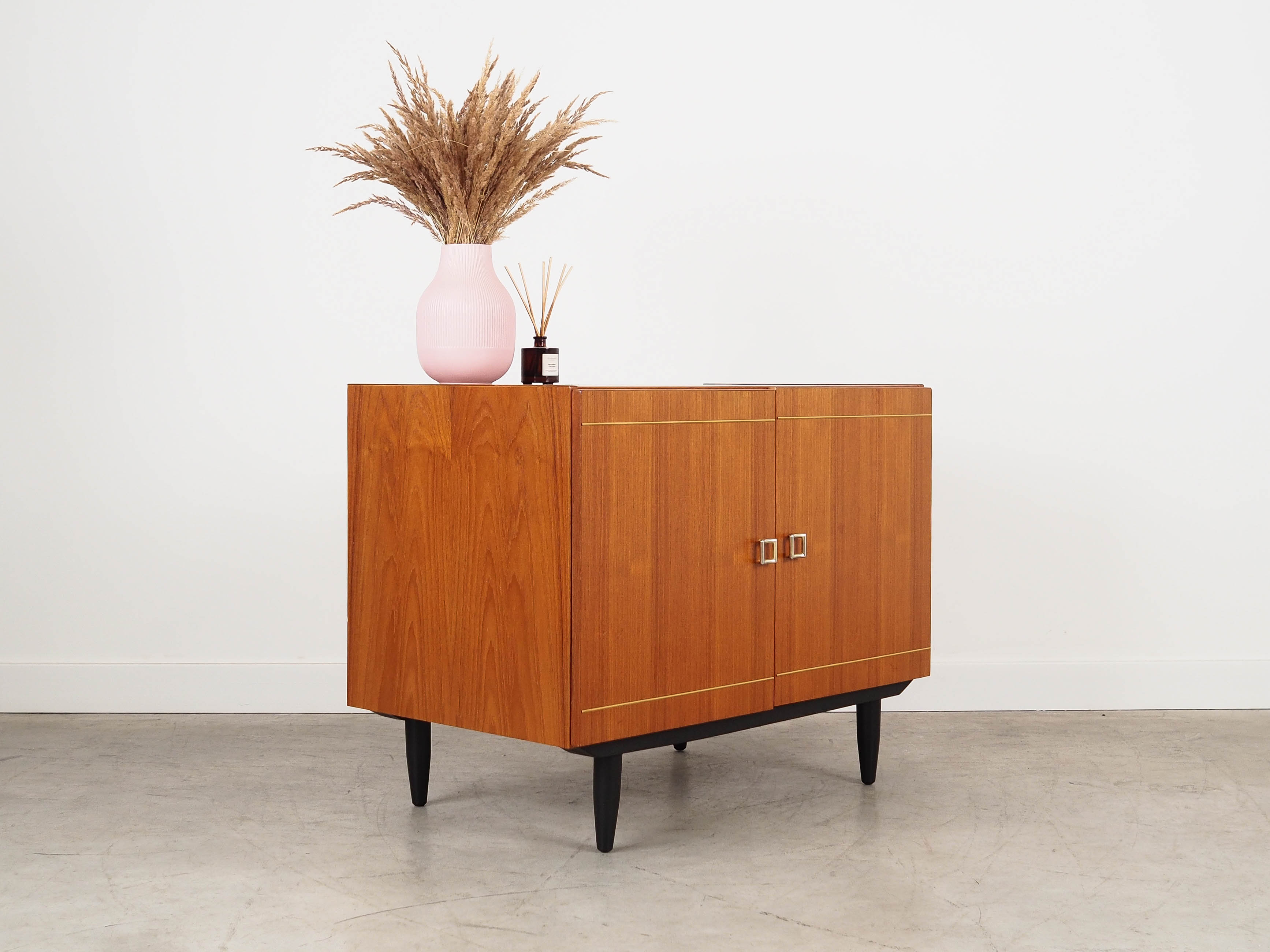 Teak-Schrank Braun 1970er Jahre