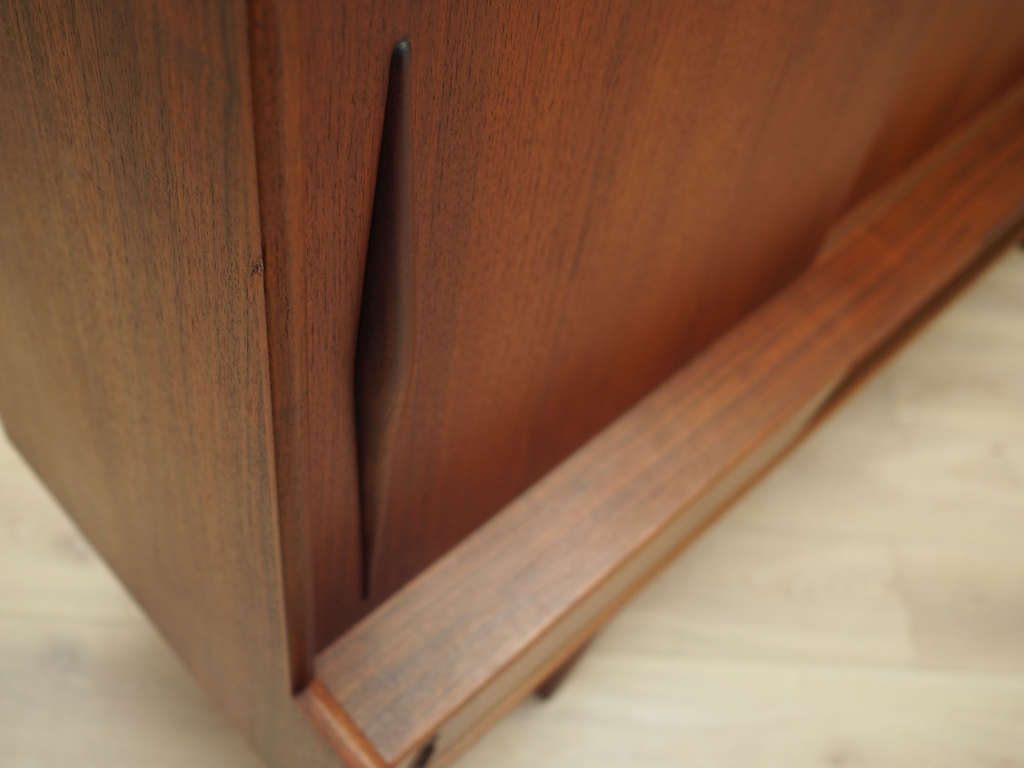 Highboard Teakholz 1970er Jahre