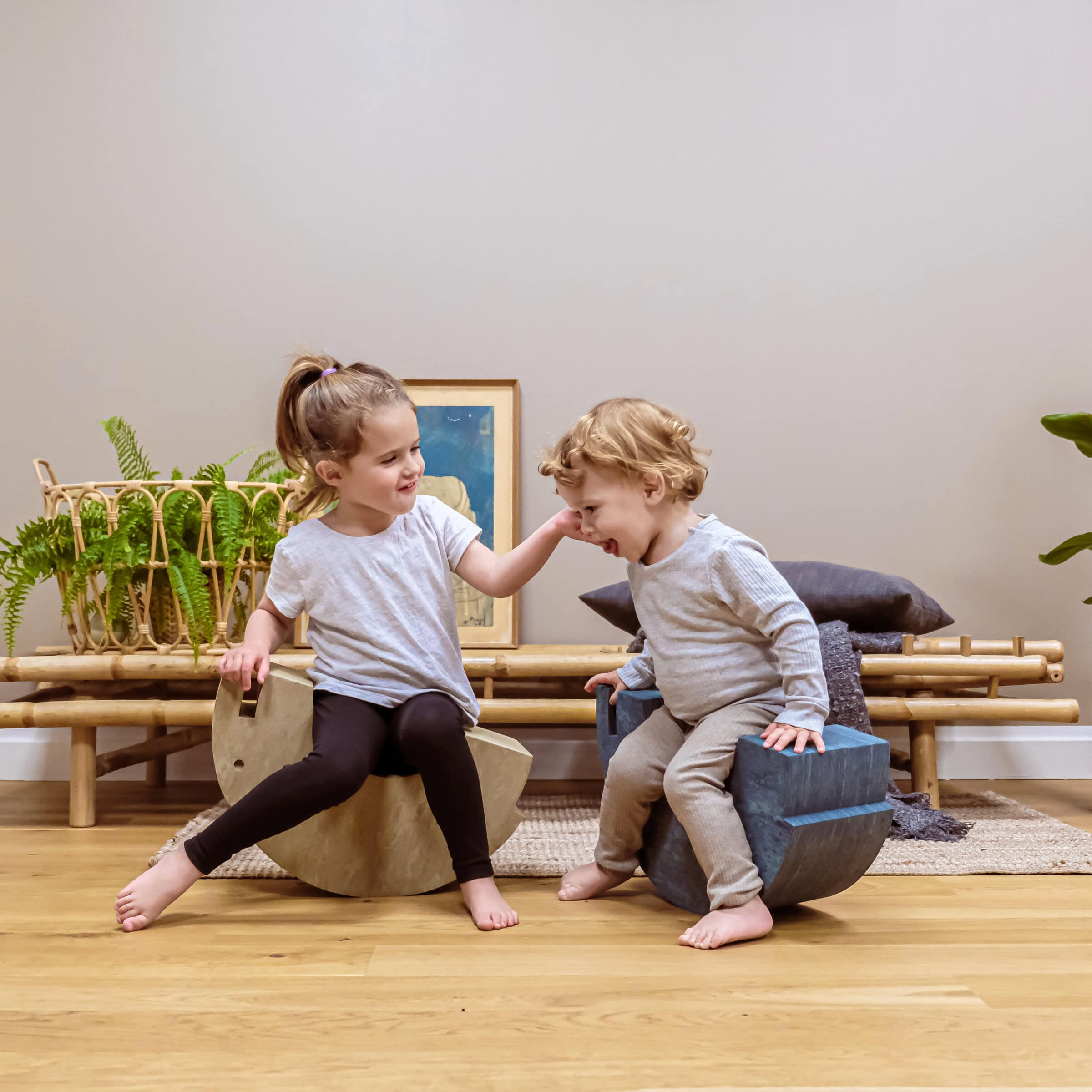 Elephant Medium-sized stool Blue