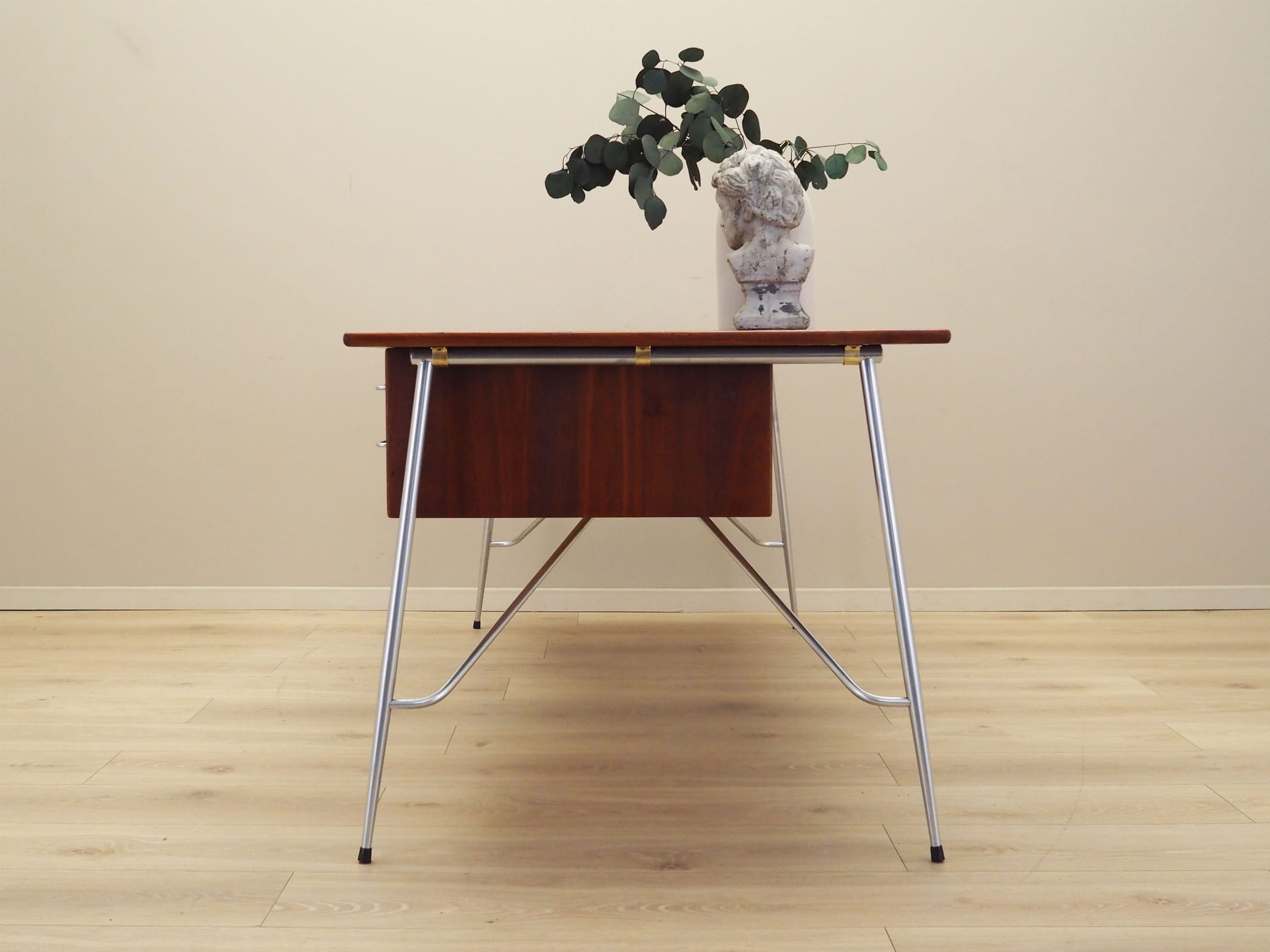 Model 202 Schreibtisch Teakholz 1960er Jahre