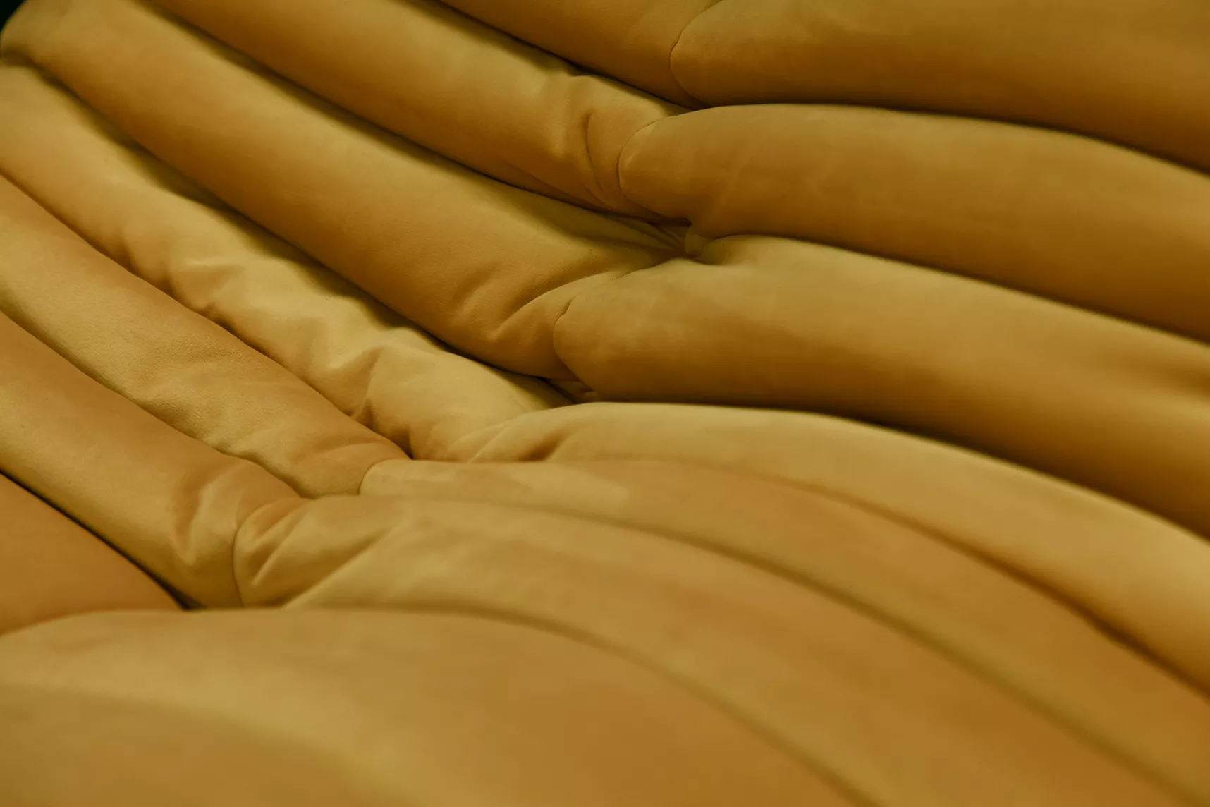 Togo Sofa 2-seater Mustard Yellow Velvet