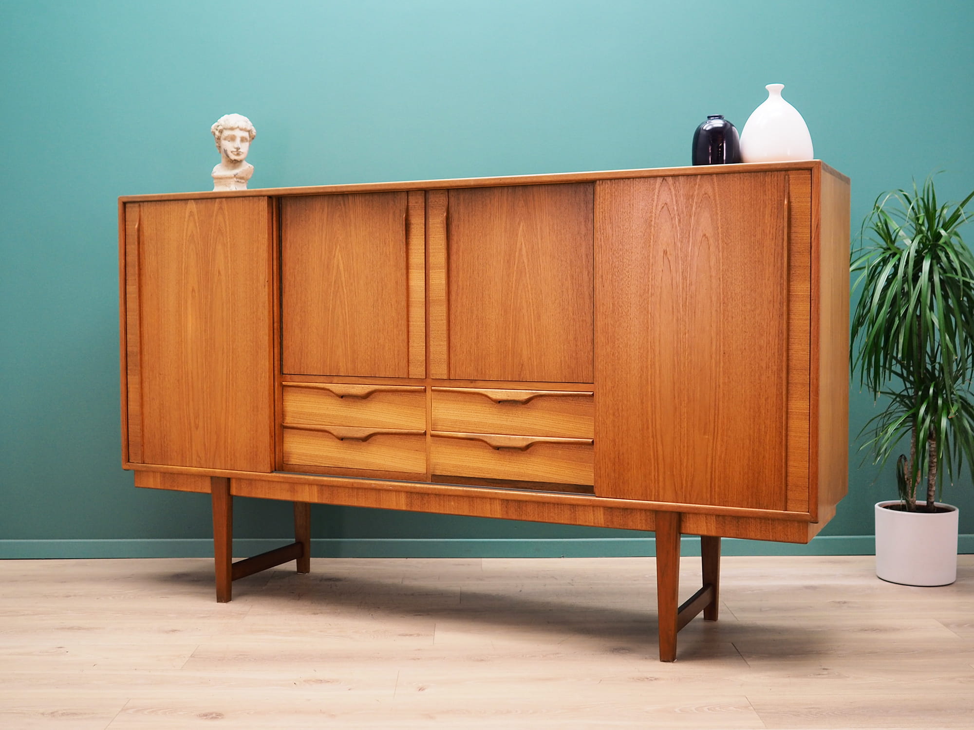 Vintage Highboard Teakholz Braun 1960er Jahre