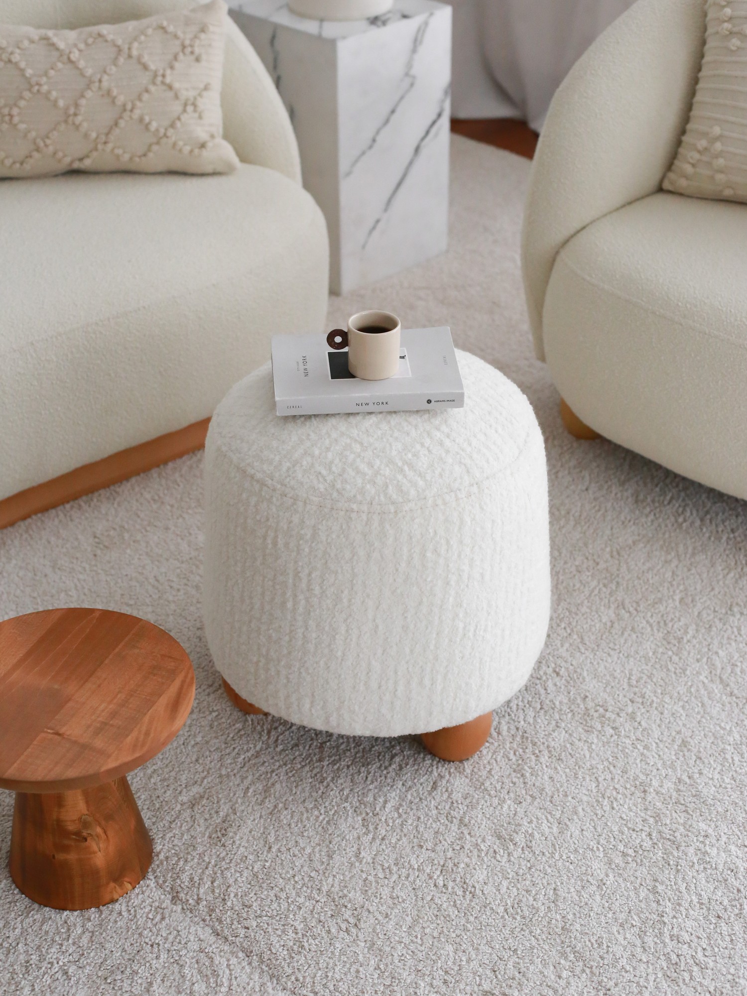Fumi Stool White