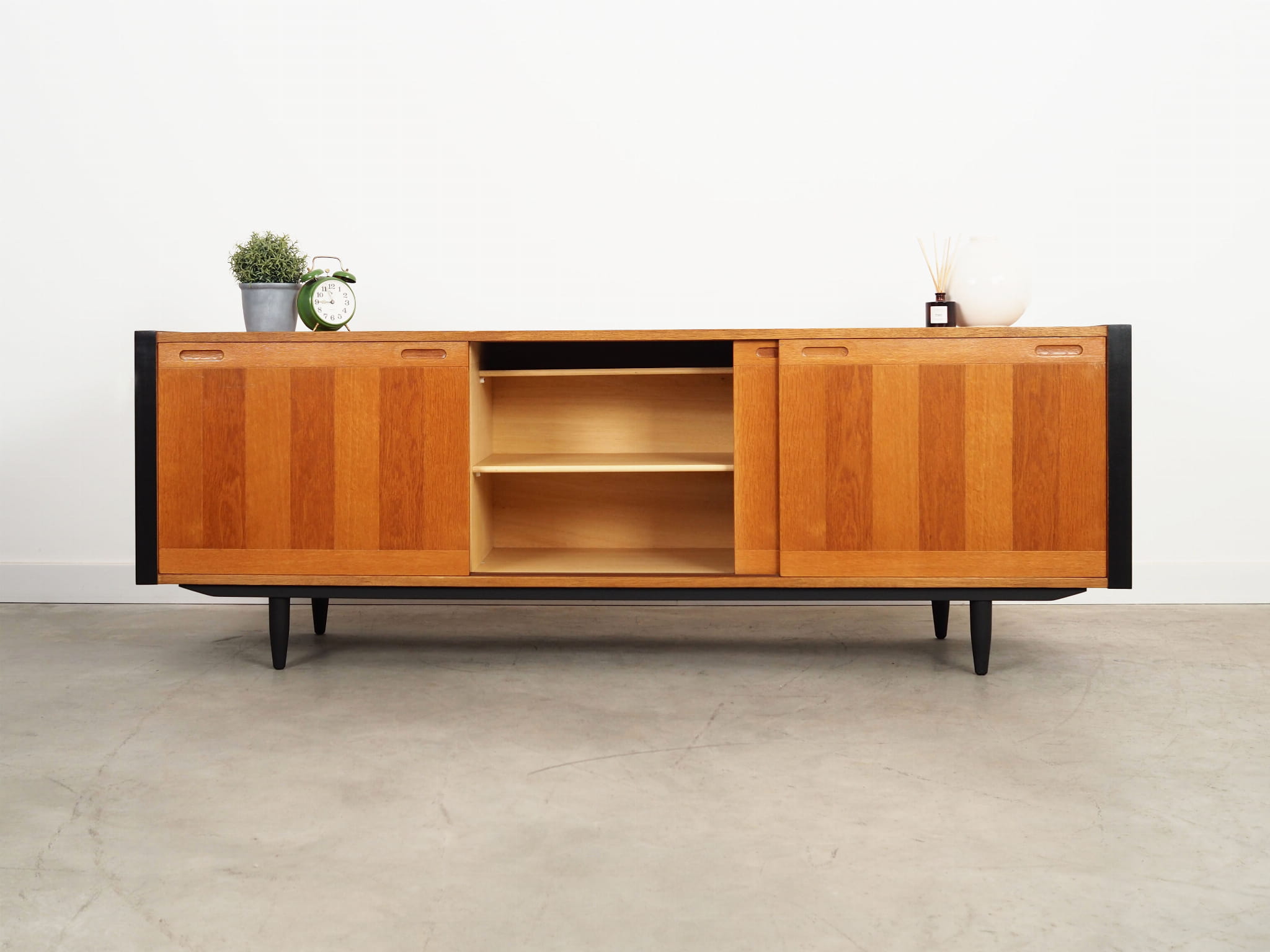 Vintage Sideboard Eschenholz Braun 1970er Jahre