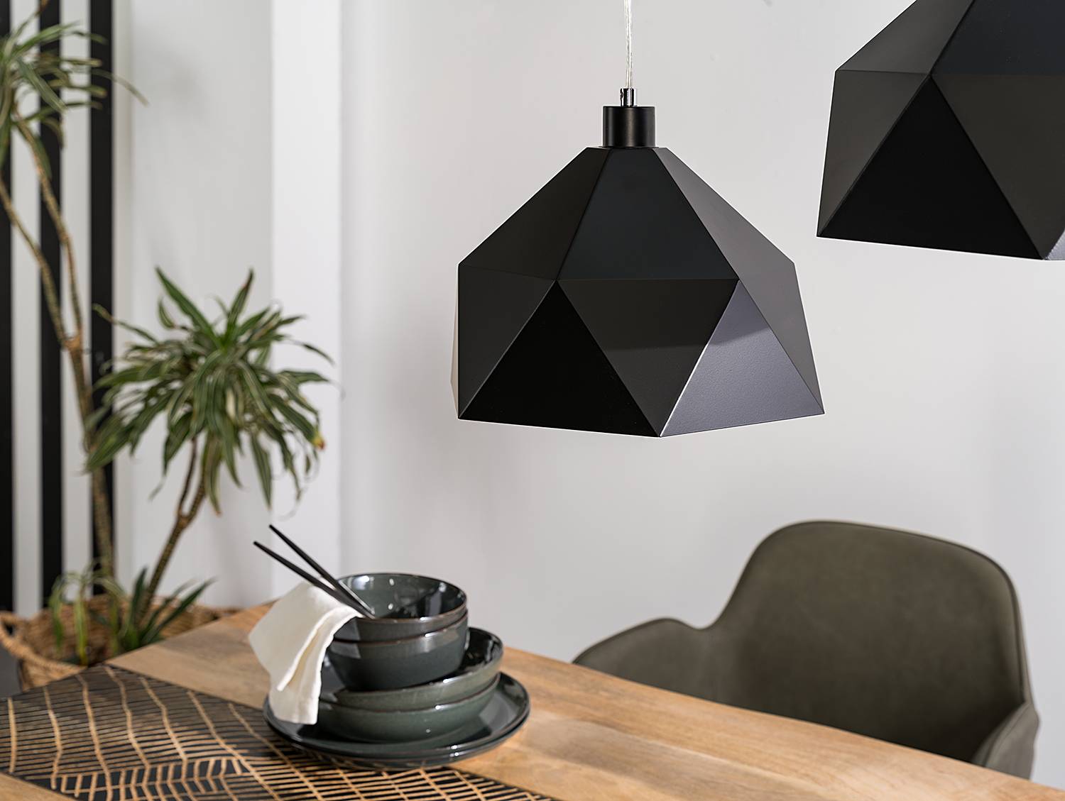 Pendant lamp Armour 1-bulb Black