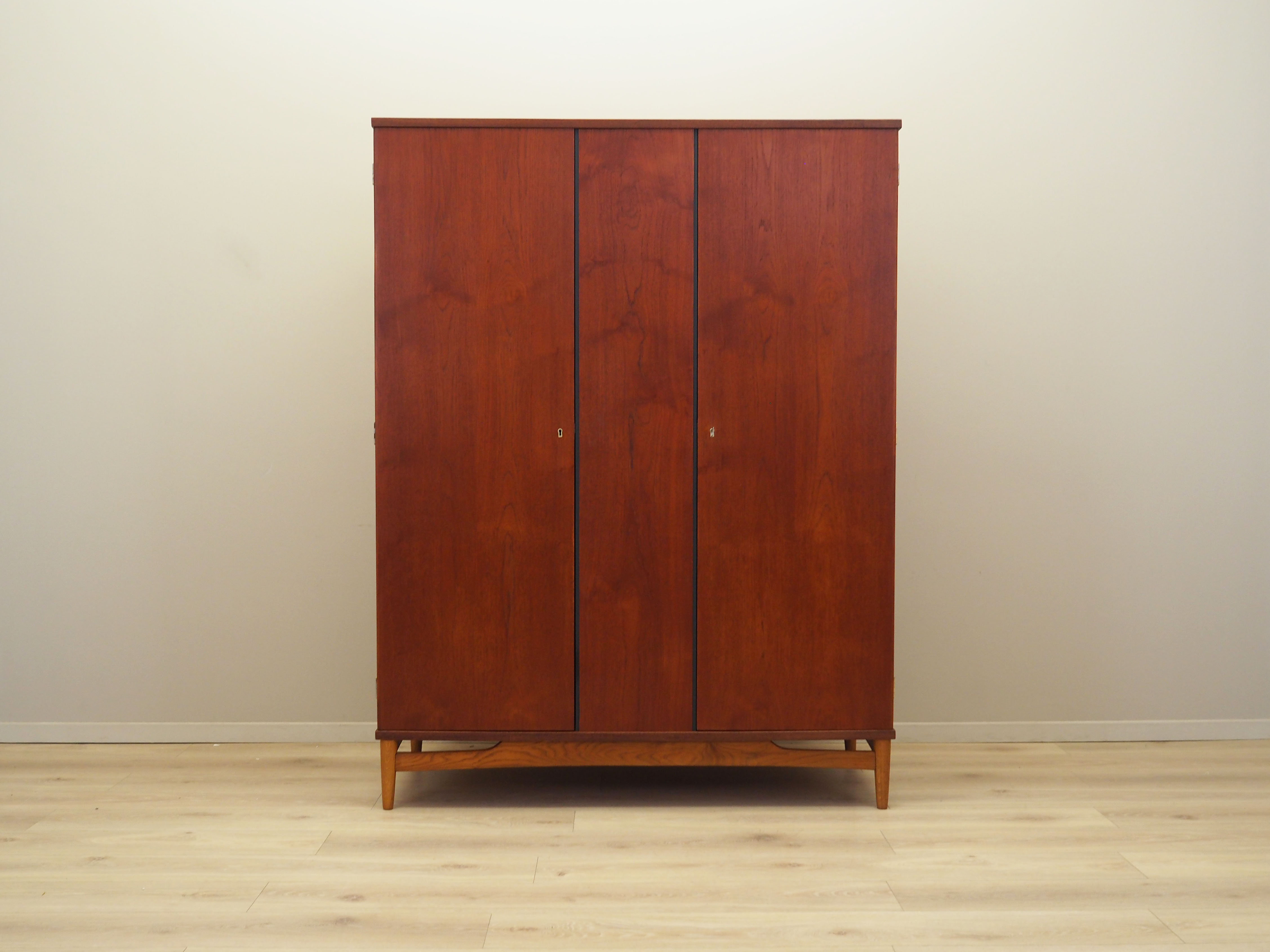 Kleiderschrank Teakholz 1960er Jahre
