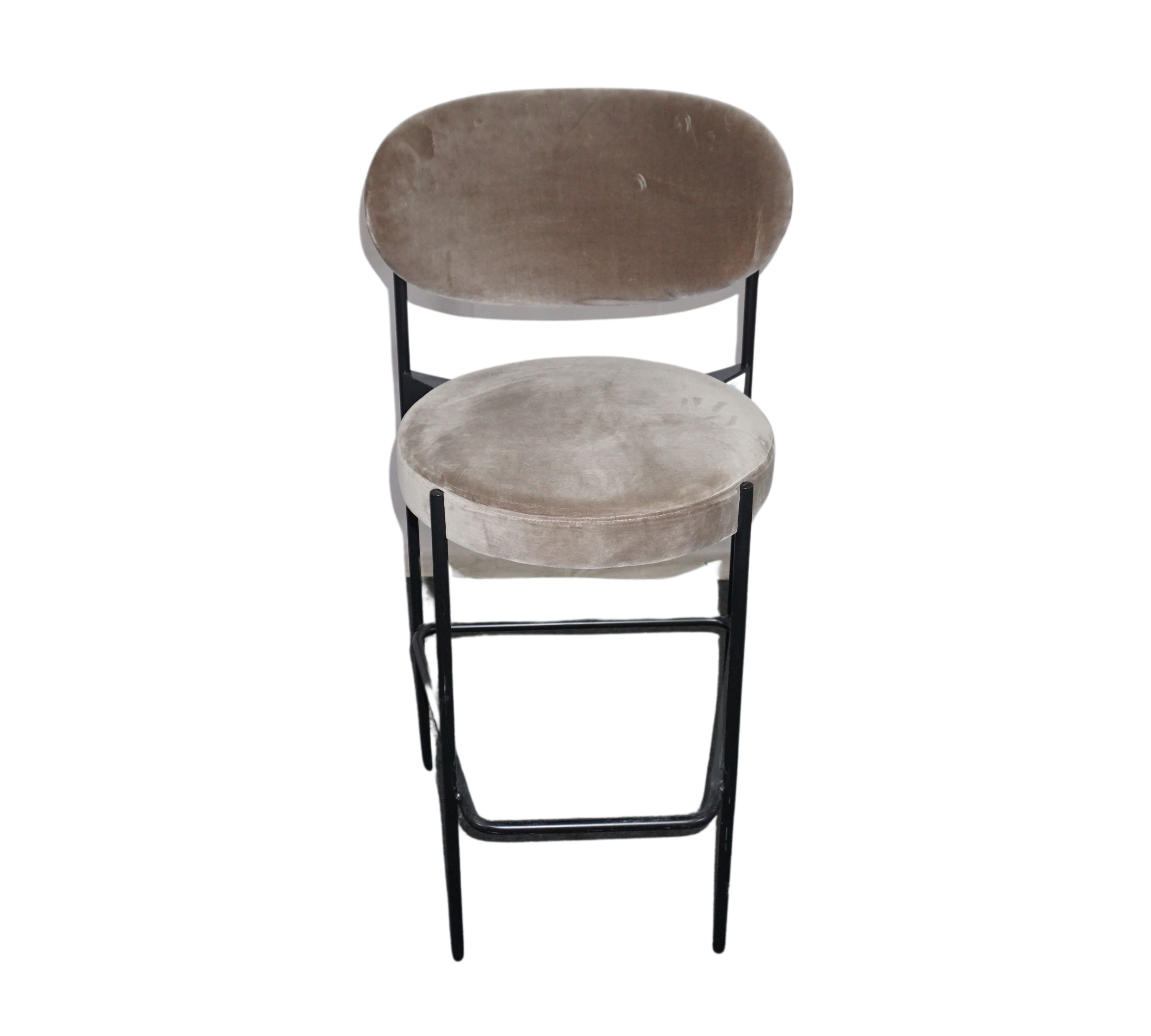 Series 430 Hocker Samt Taupe