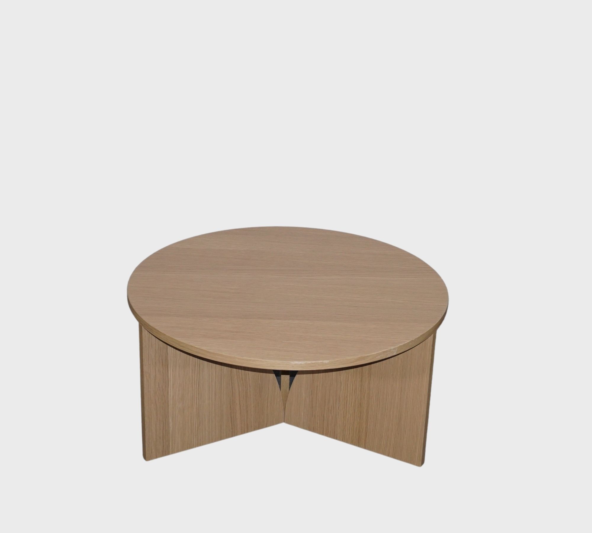 Cece Couchtisch Oak Ø 70 cm