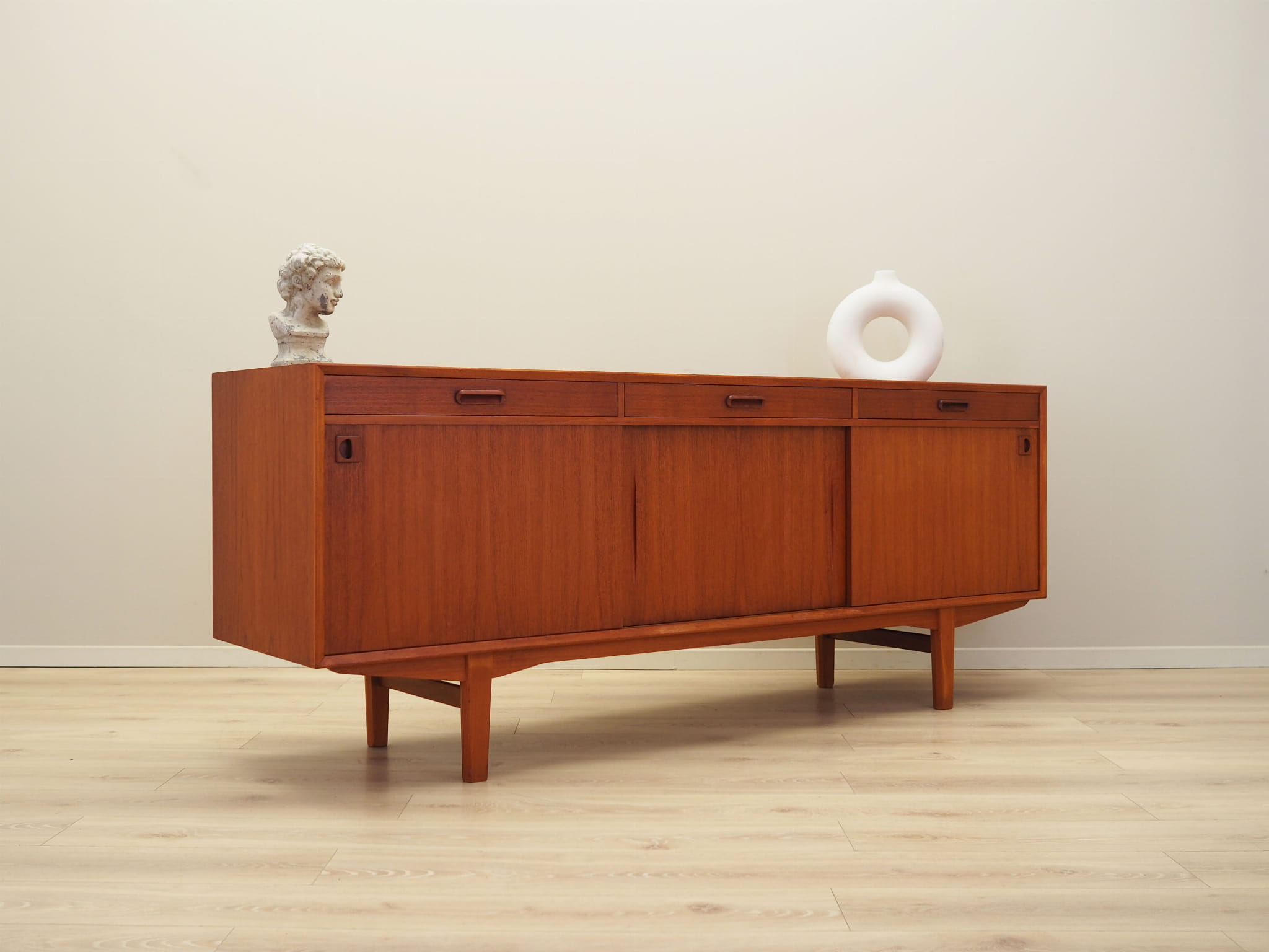 Vintage Sideboard Teakholz Braun 1960er Jahre