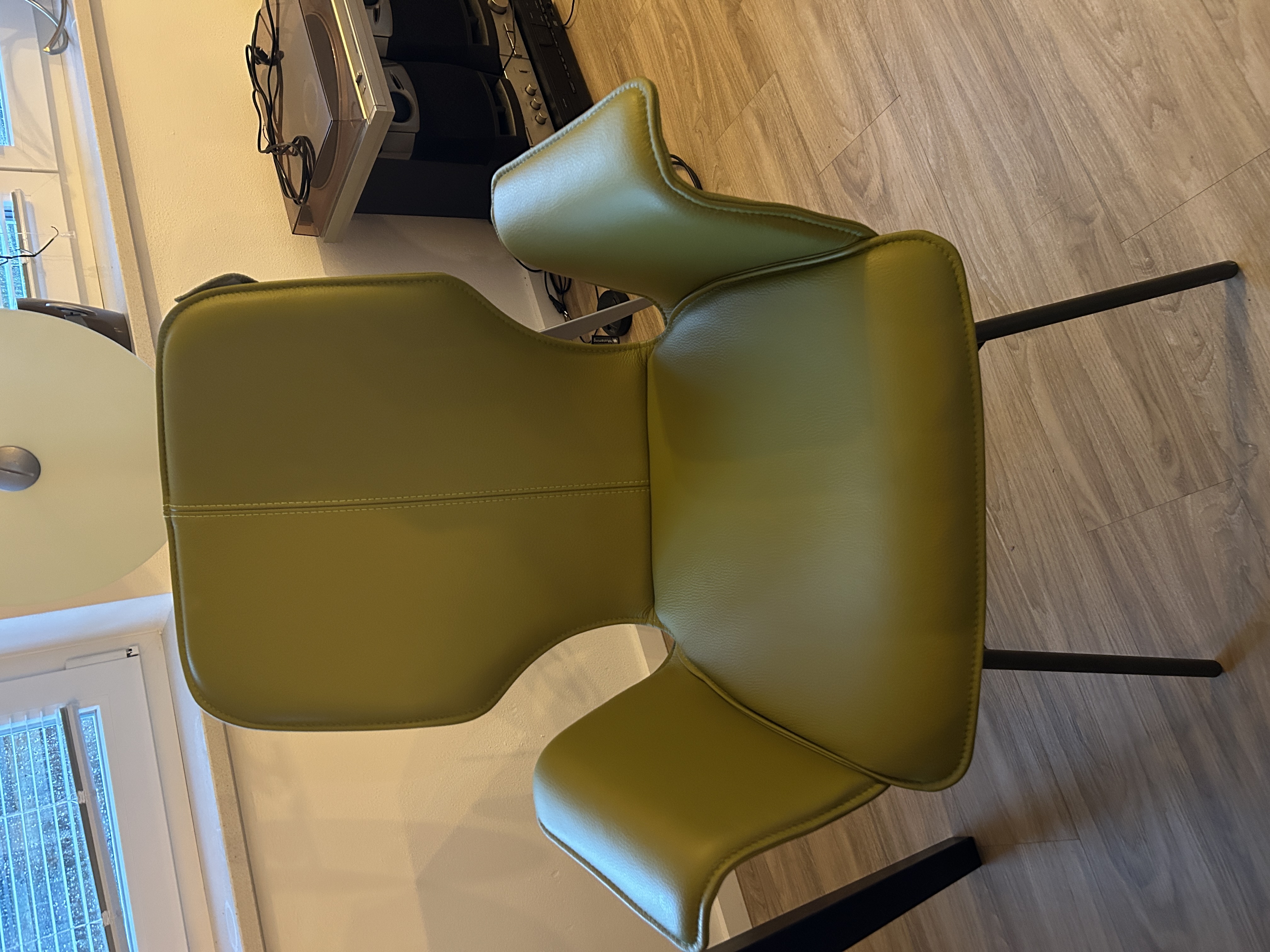 4x Nevio V1462 Armchair Leather