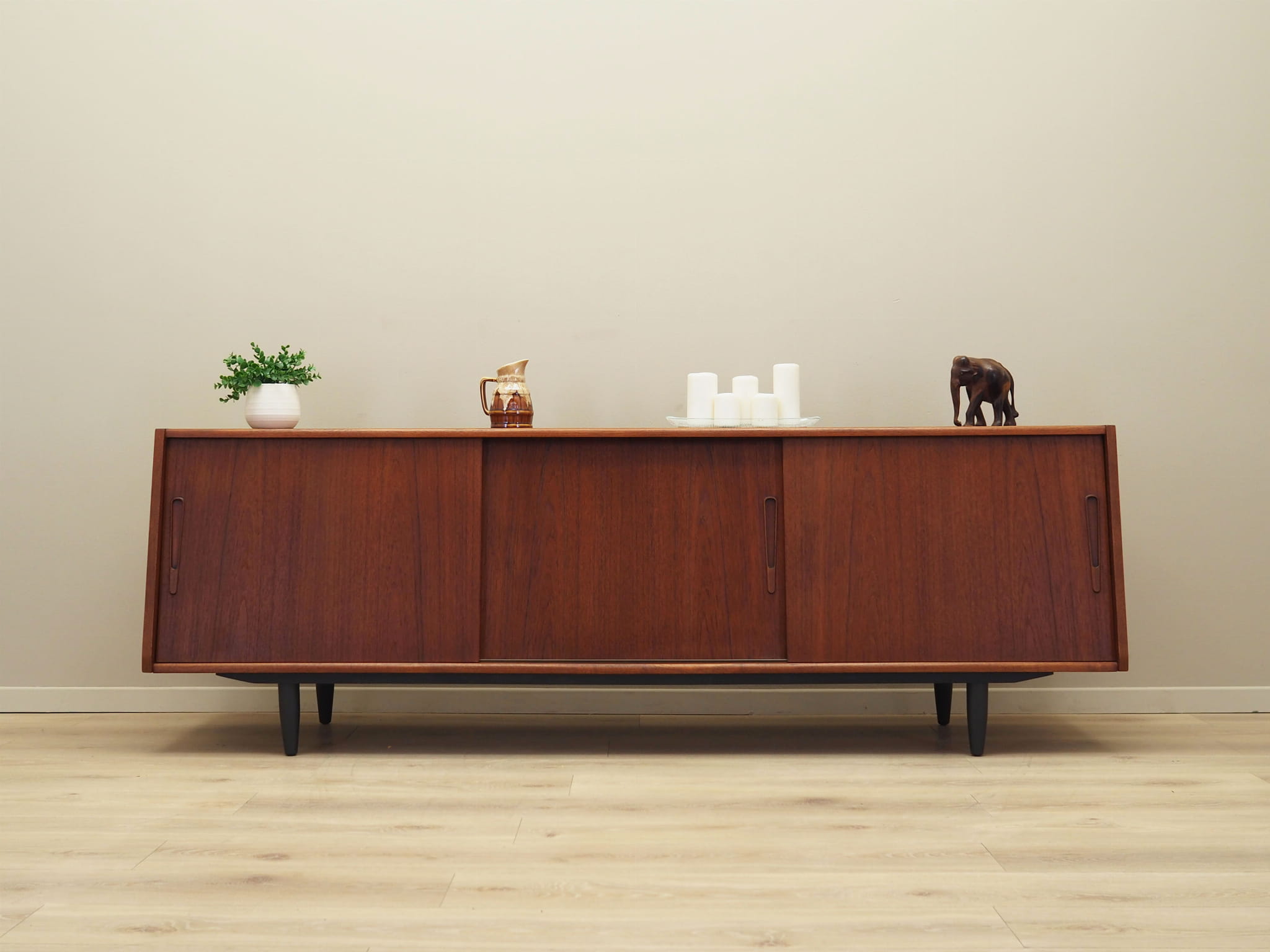 Sideboard Teakholz Braun 1970er Jahre 